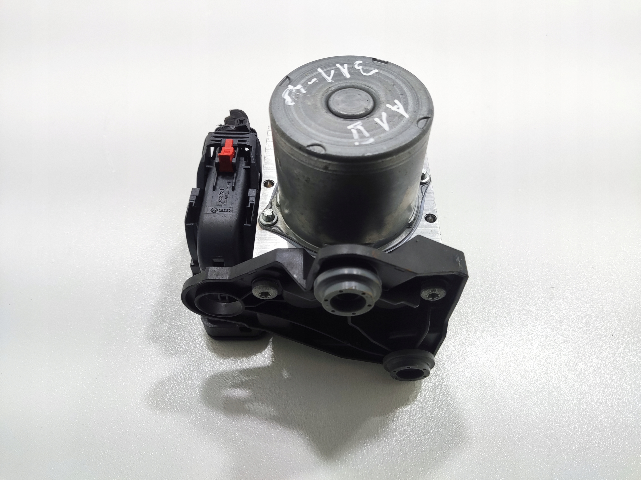 RIADIACA JEDNOTKA KOCKA ABS AUDI A1 II 82A 2Q0614517AP 2Q0614517N 2019-2024