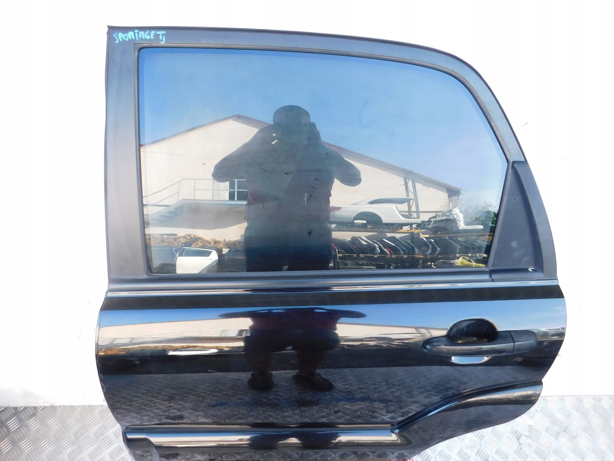 LAVE ZADNE DVERE KIA SPORTAGE II