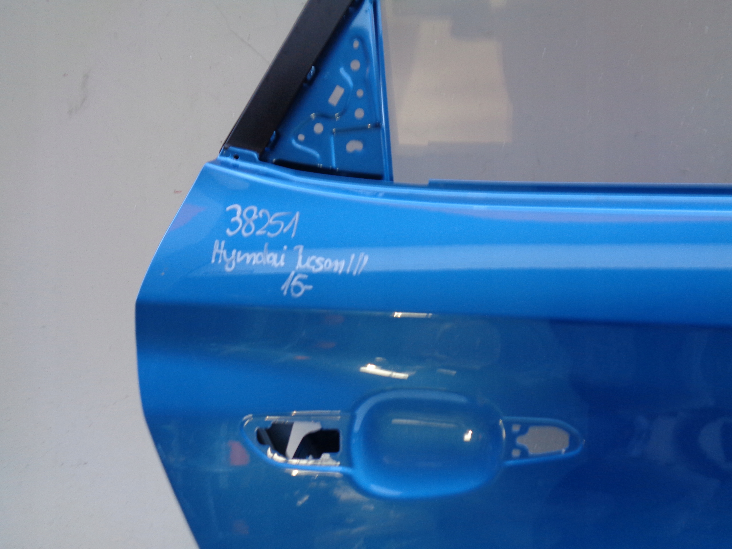 PRAVE ZADNE DVERE HYUNDAI TUCSON III 15- NR 38251