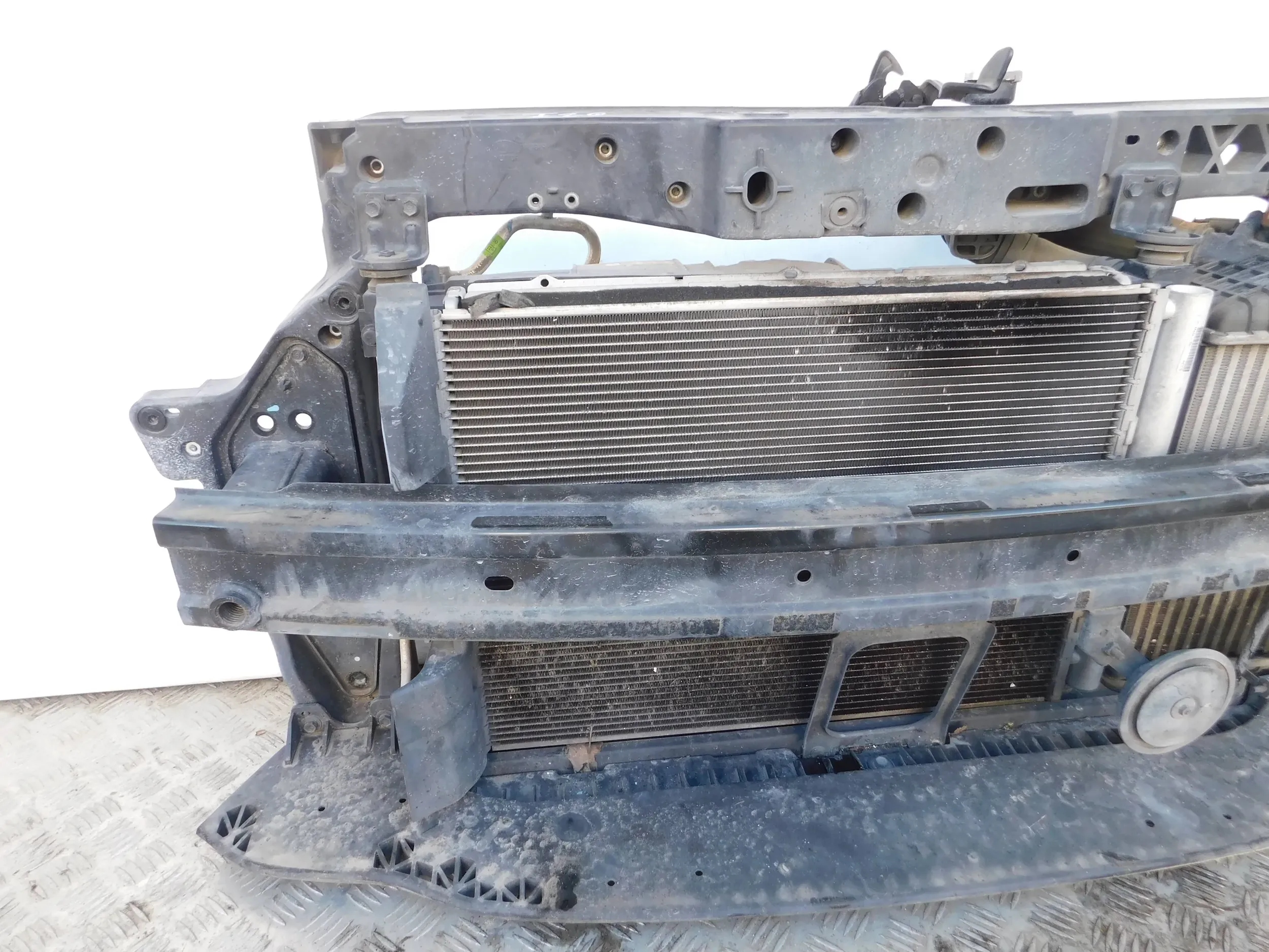 PREDNE CELO CHLADICE VÝSTUHA HYUNDAI I20 1.1 CRDI LIFT 12-14