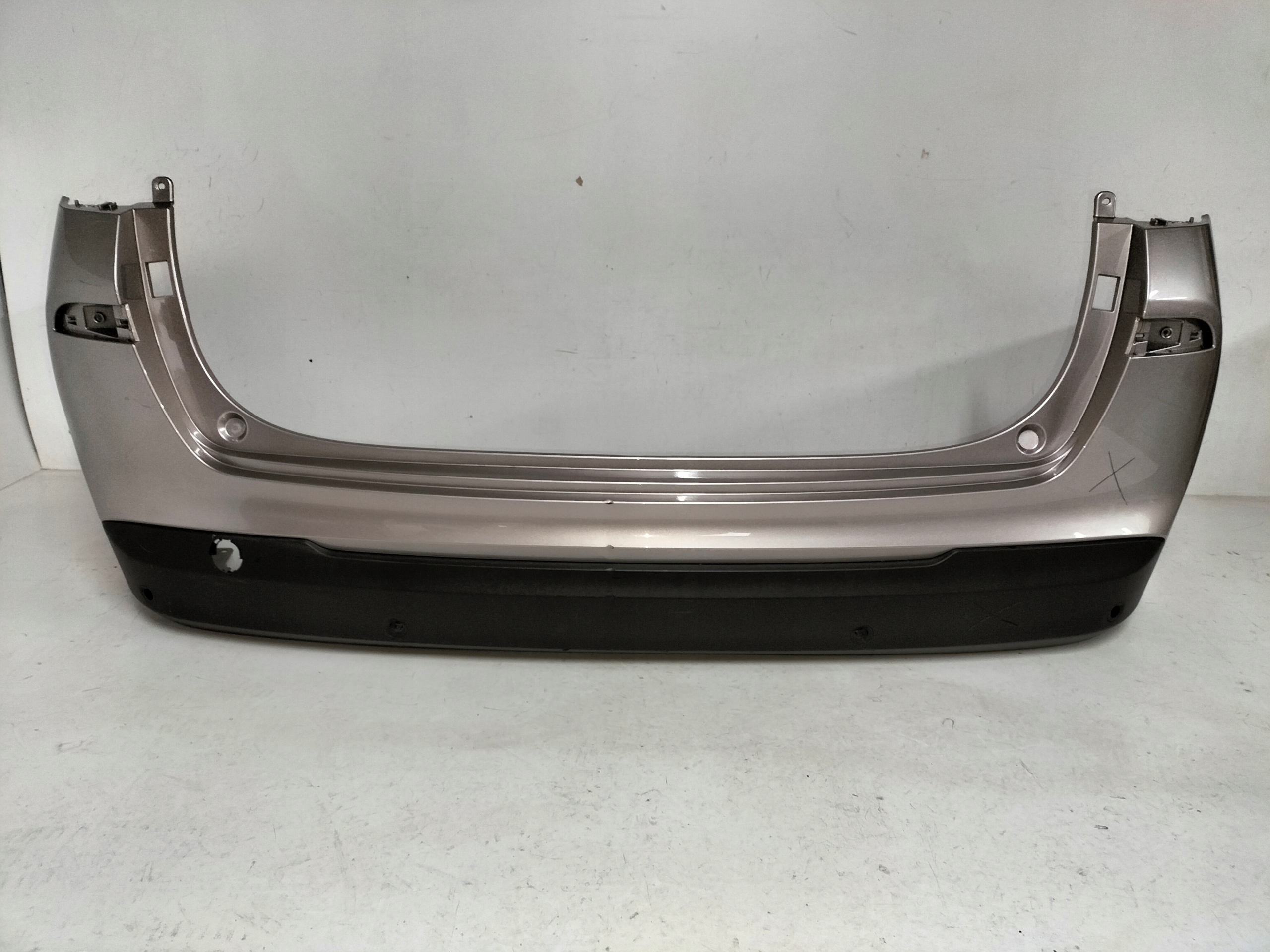 ZADNÝ NÁRAZNÍK HYUNDAI I30 III 17- KOMBI