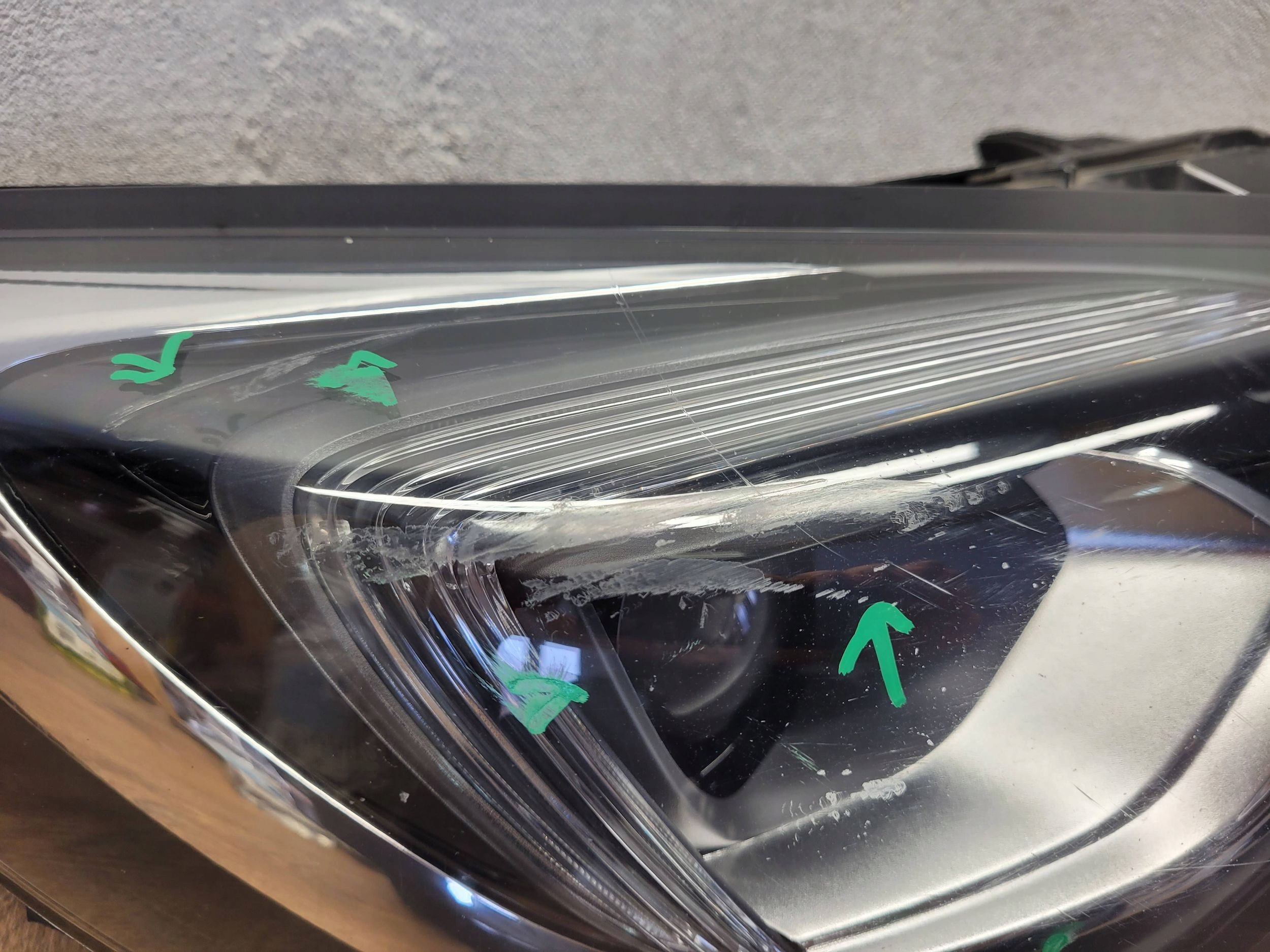 Opel Astra K 39055746 PRAVÉ PREDNÉ SVETLO FULLED