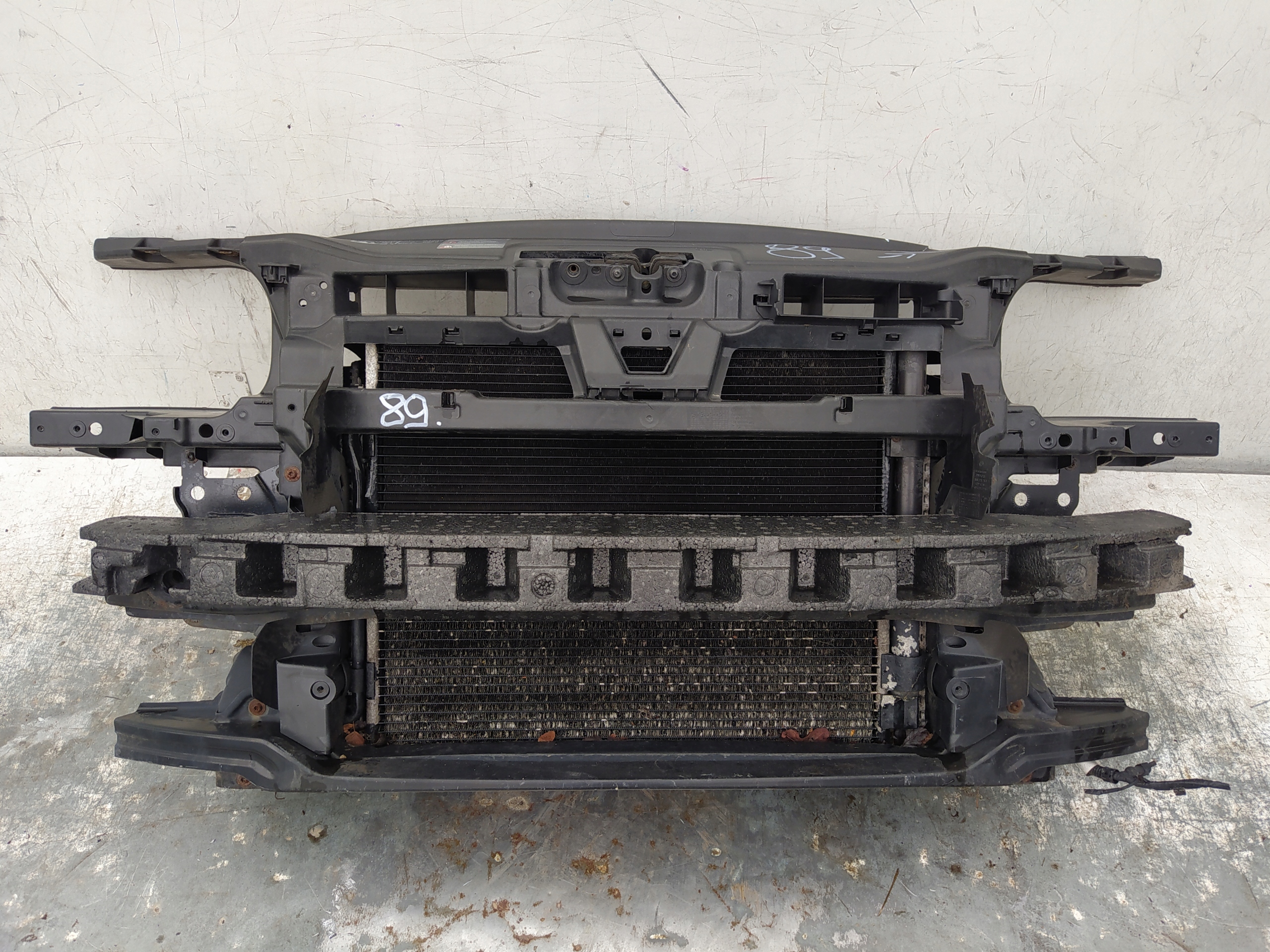 VW TOURAN 03-06 CADDY 03-010 2.0 TDI PREDNÉ ČELO
