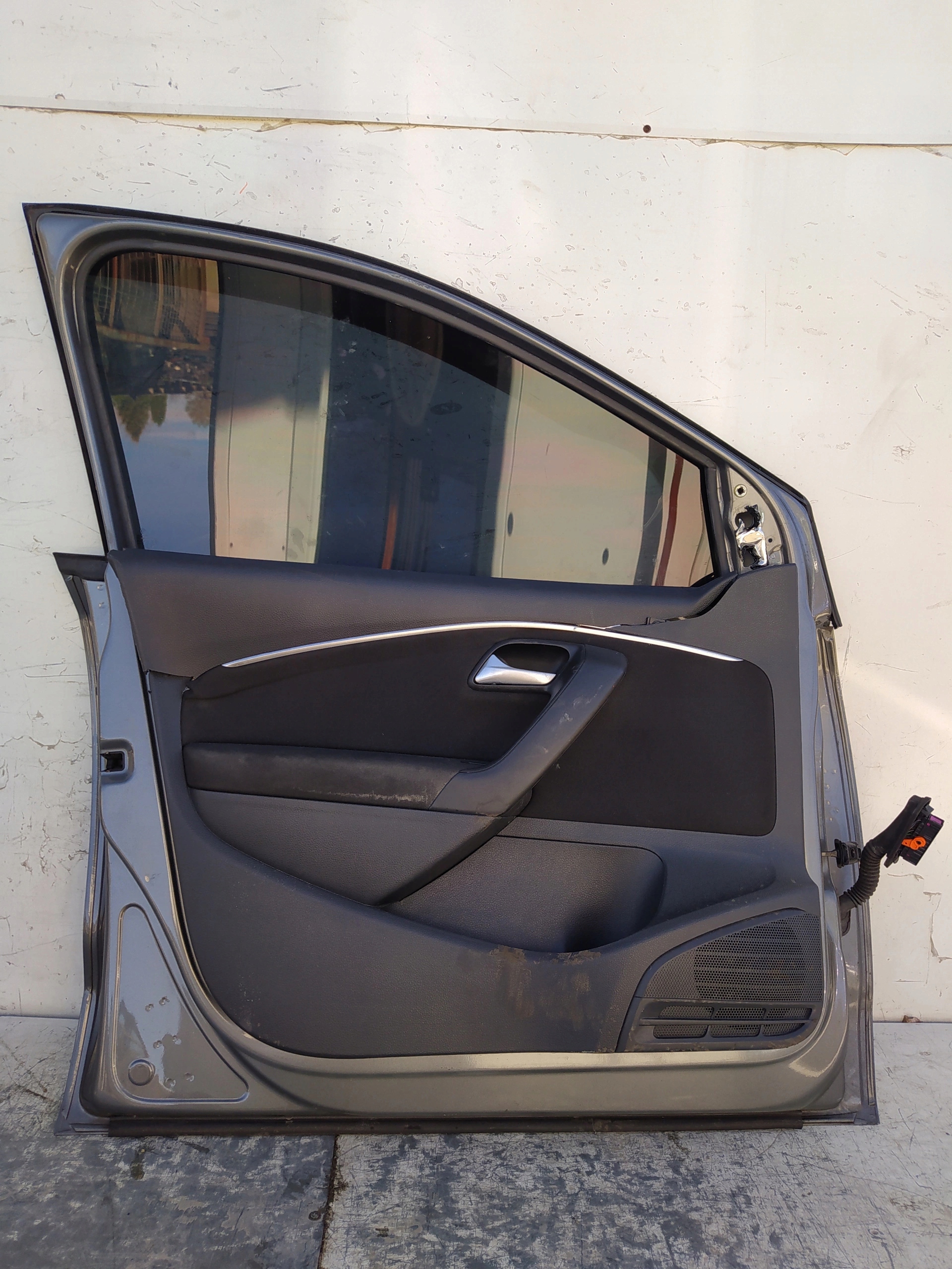 VW POLO 6R 6C LAVE PREDNE DVERE 5D