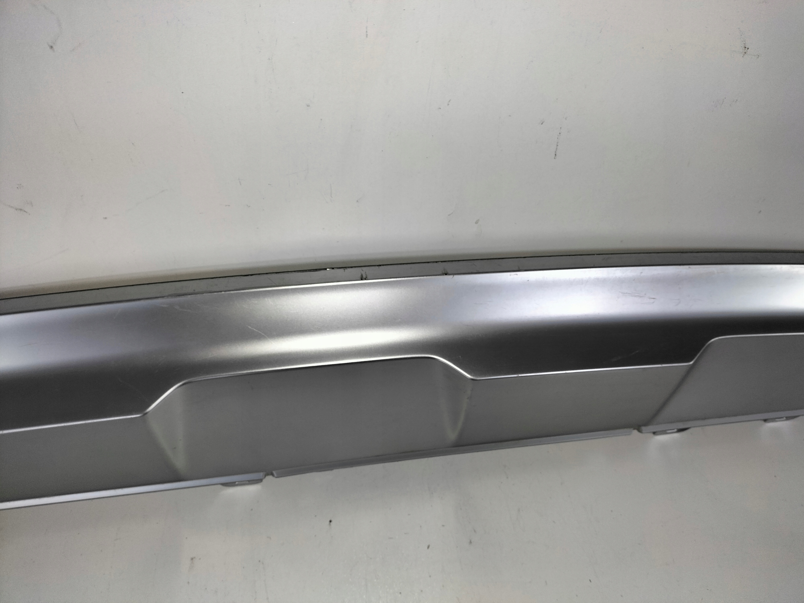 SPOJLER LIŠTA ZADNÉHO NÁRAZNÍKA AUDI A6 C8 18- KOMBI ALLROAD QUATTRO