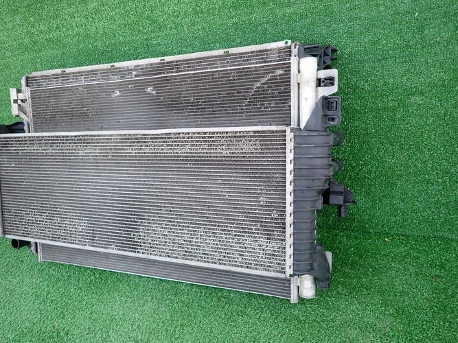 VW T6 CHLADIC VODY KLIMATIZACIE INTERCOOLER kpl