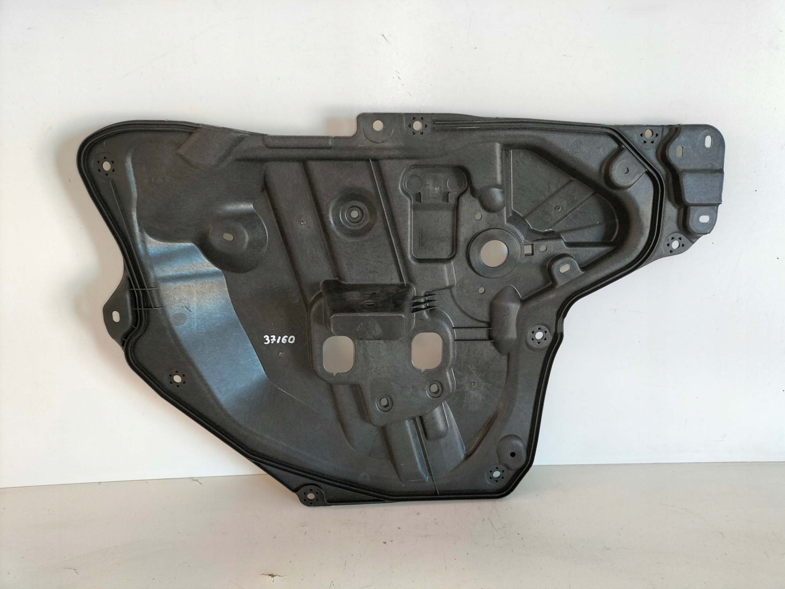 KRYT SŤAHOVANIA DVERE PREDNÝ LAVA MAZDA 3 BM 13-