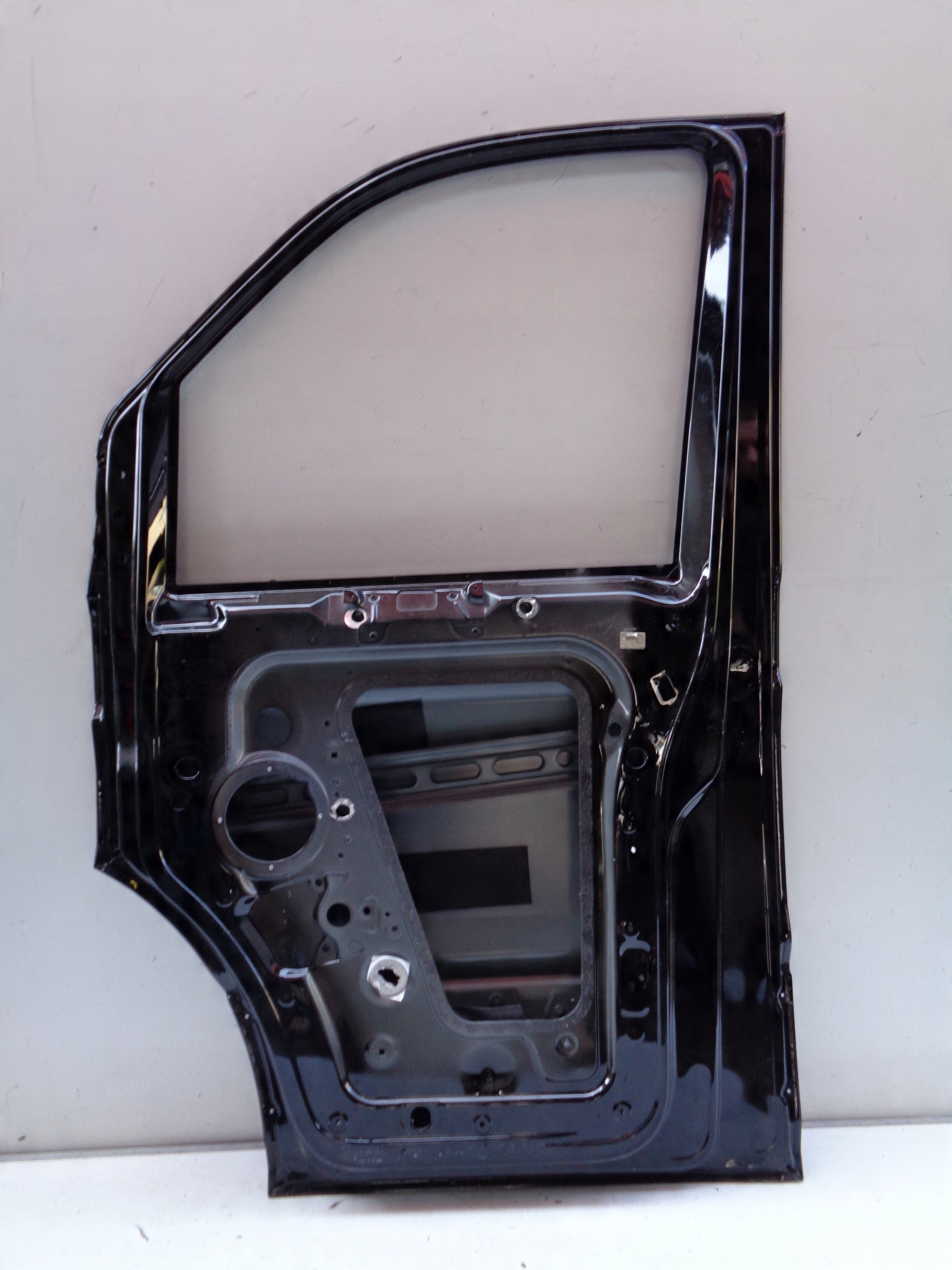 PRAVE PREDNE DVERE VW CRAFTER 7C 7C0 17- MAN TGE NR 40614