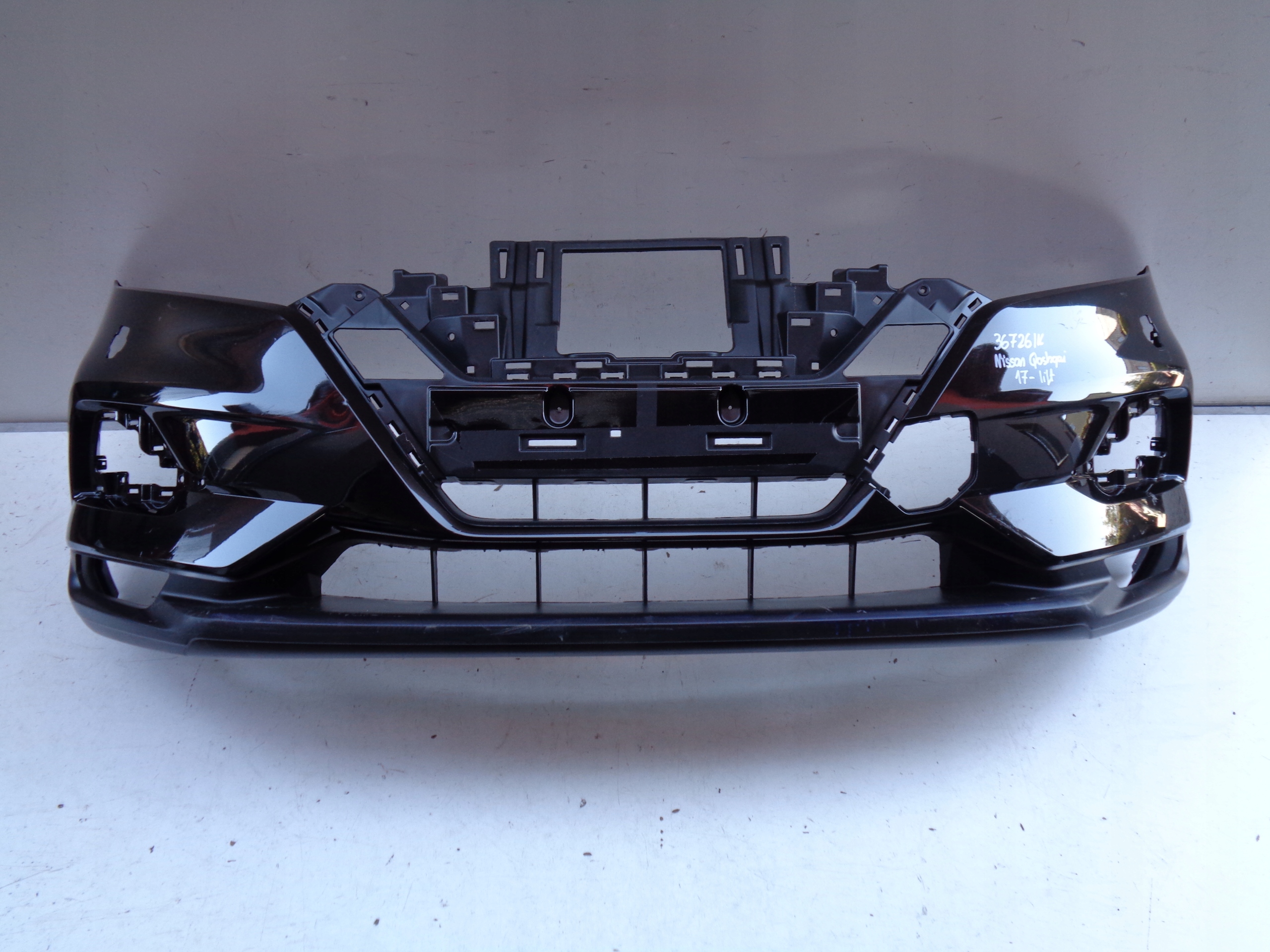 PREDNÝ NÁRAZNÍK NISSAN QASHQAI 17- LIFT NR 36726