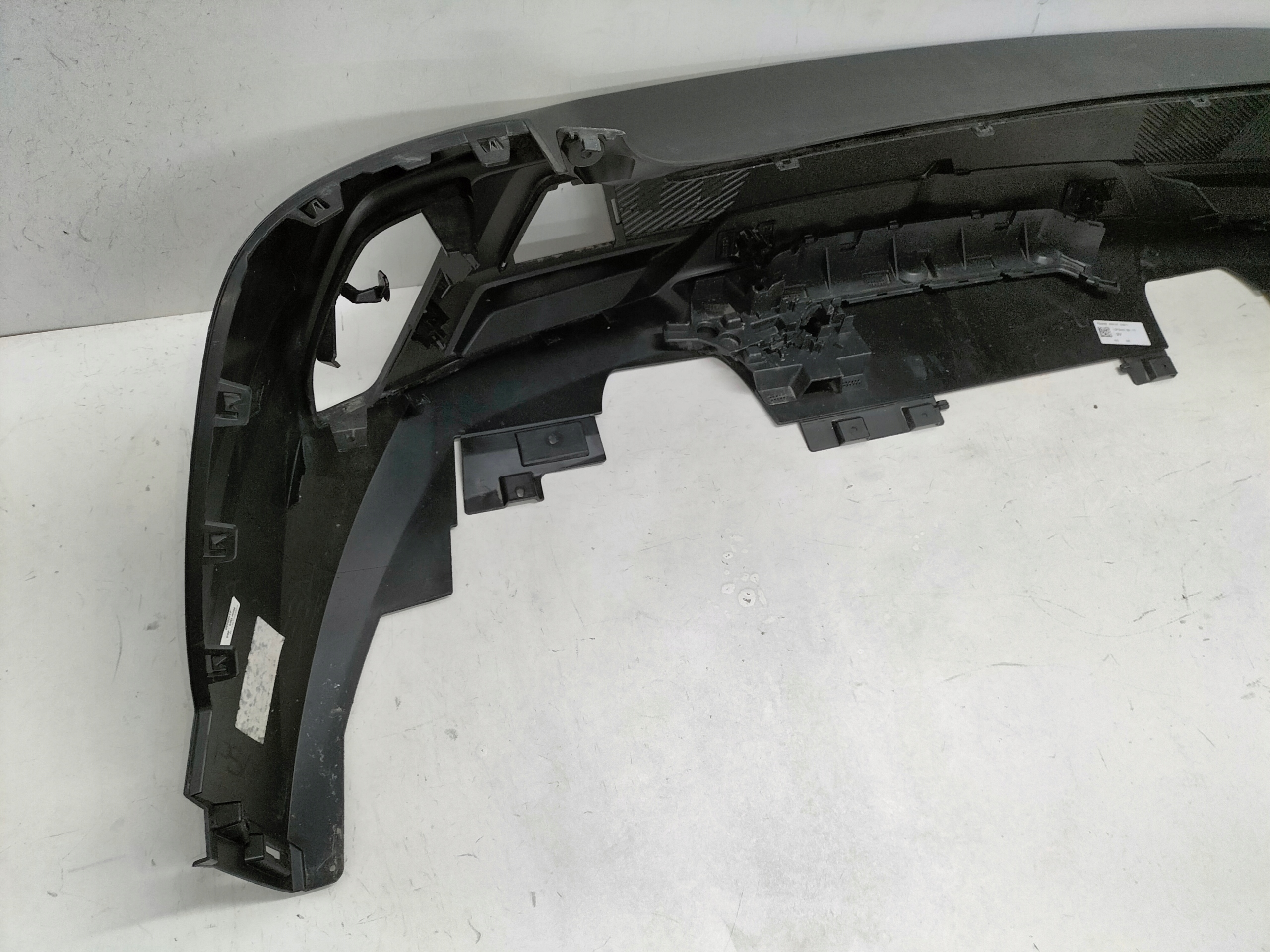 ZADNÝ NÁRAZNÍK PEUGEOT 408 II 22-