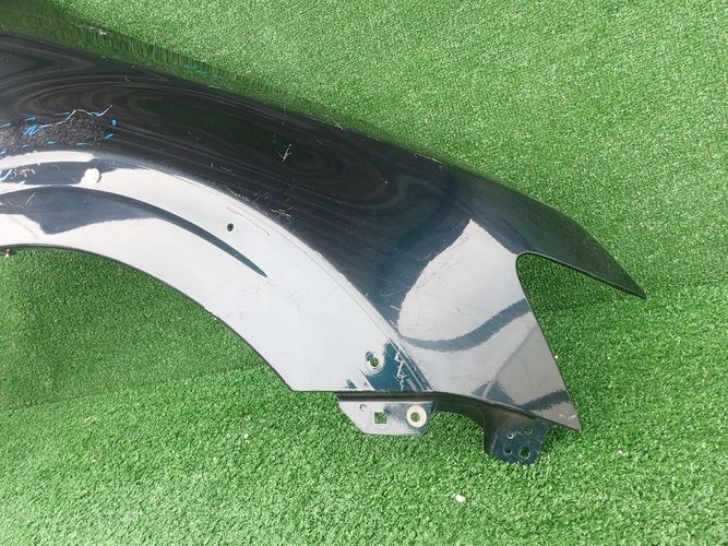 MITSUBISHI PAJERO IV 07- PRAVY PREDNY BLATNIK