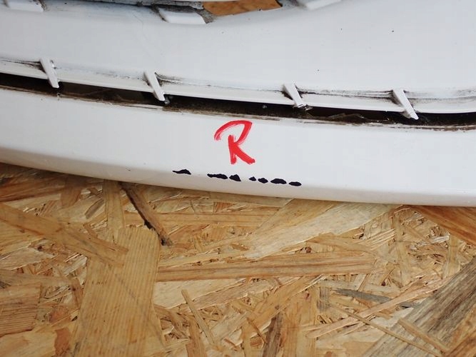 SEAT LEON IV CUPRA 19- PREDNÝ NÁRAZNÍK
