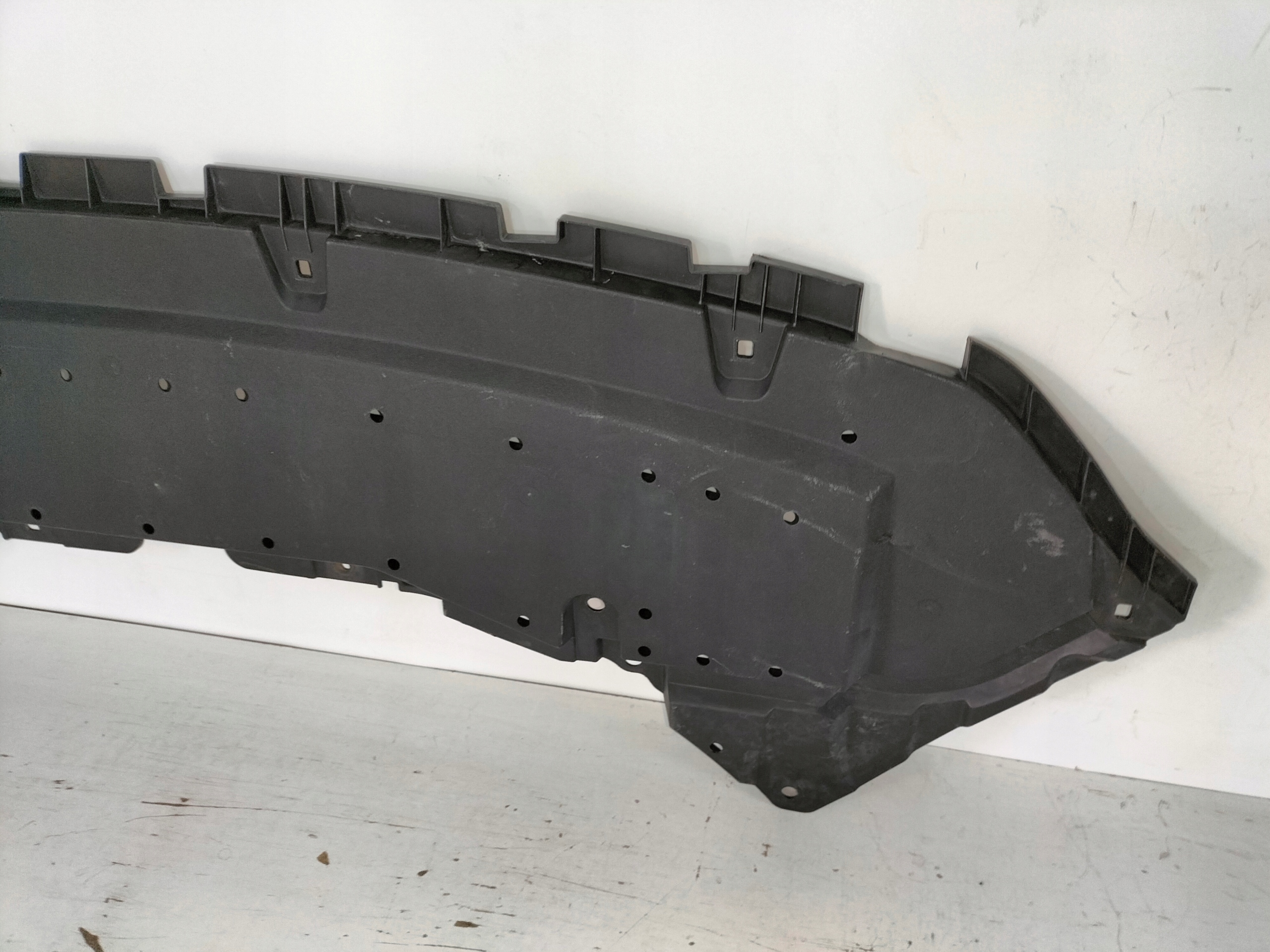 KRYT PREDNEHO NARAZNIKA LEXUS RX 15-