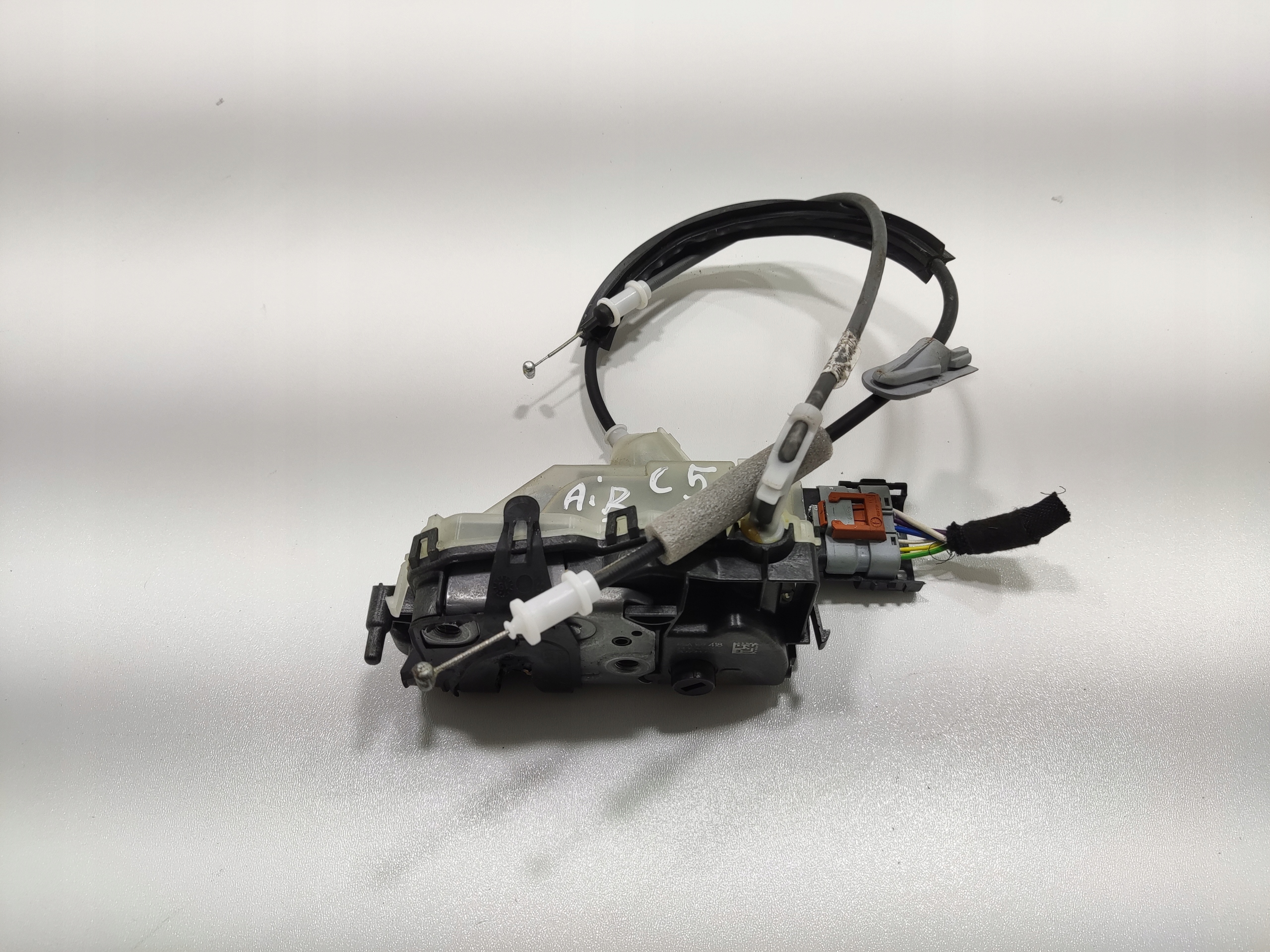 ZAMOK PRAVYCH ZADNYCH DVERI CITROEN C5 AIRCROSS 169418 PSA169418 2017-2022