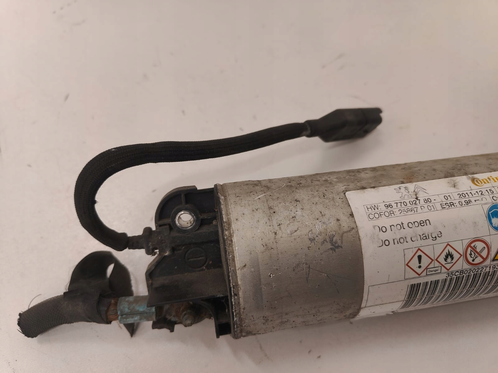 Citroen Peugeot OE 9677002780 PSA KONDESATOR START STOP
