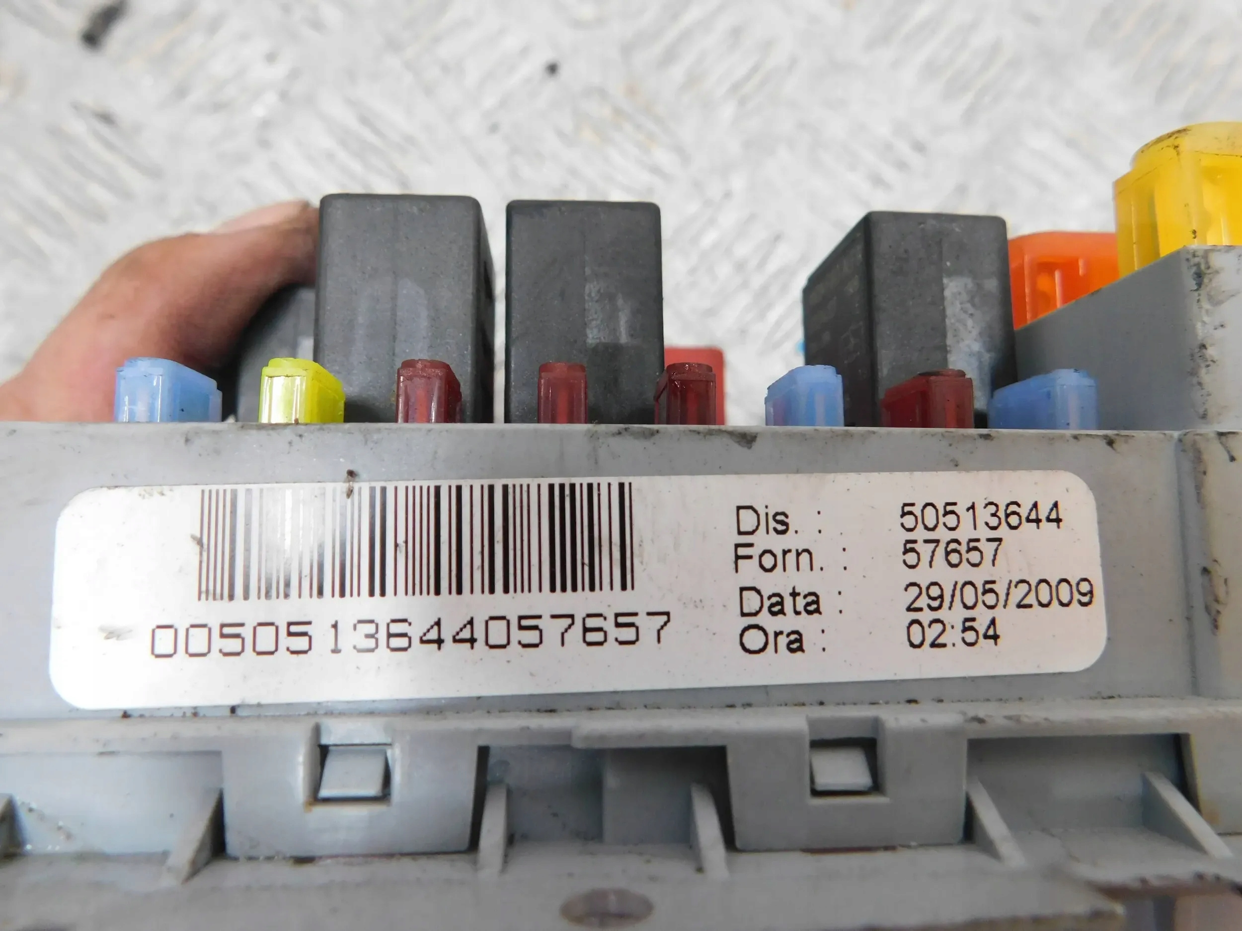 POISTKOVA SKRINKA 50513644 ALFA ROMEO 159