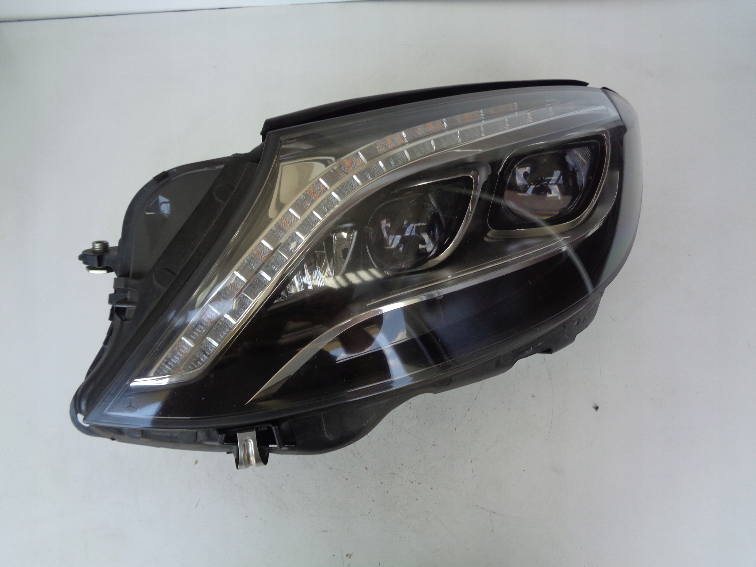 ĽAVÉ SVETLO MERCEDES S-KLASA FULL LED NIGHT VISION