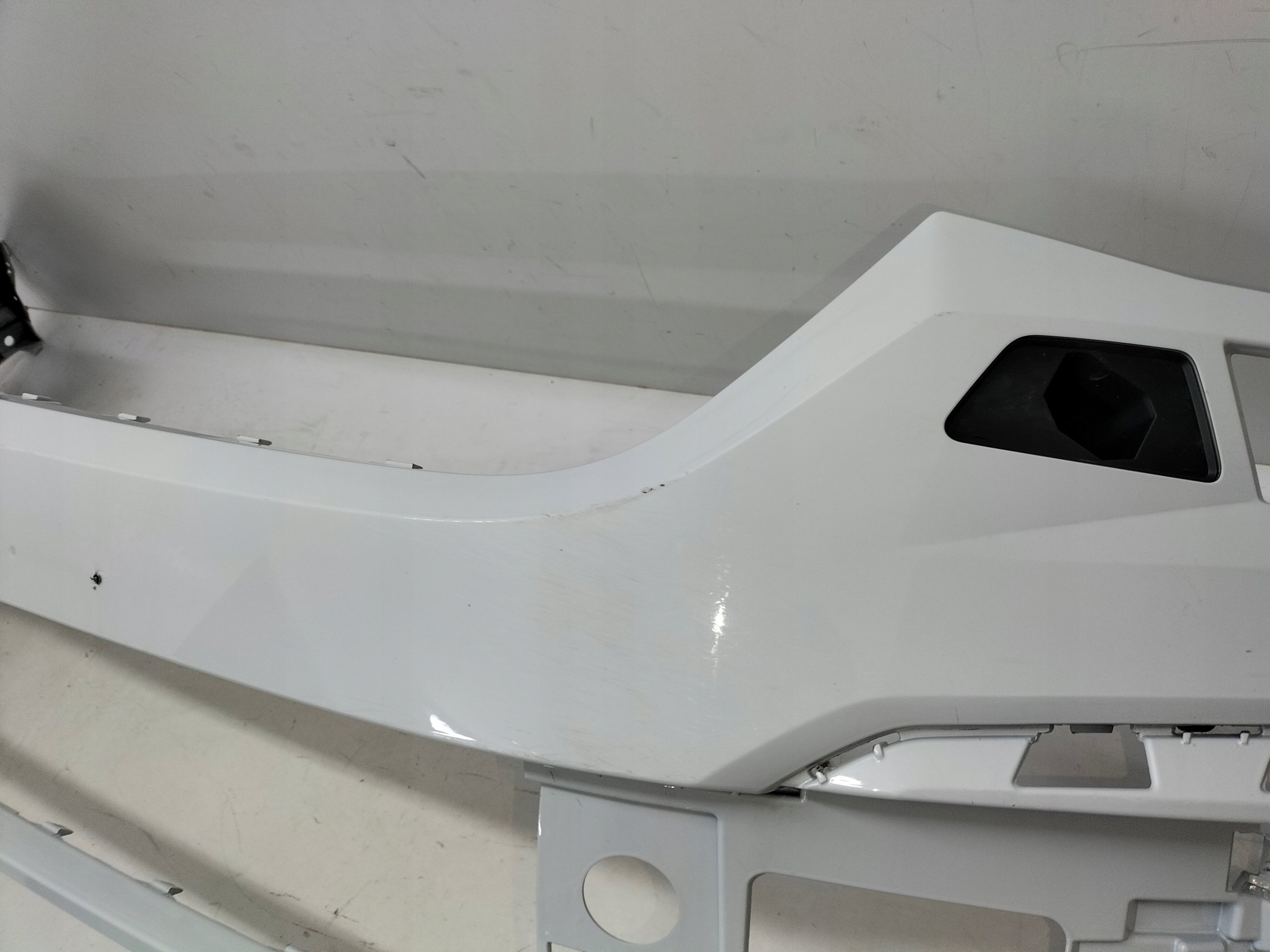 PREDNÝ NÁRAZNÍK SKODA KODIAQ LIFT 21-