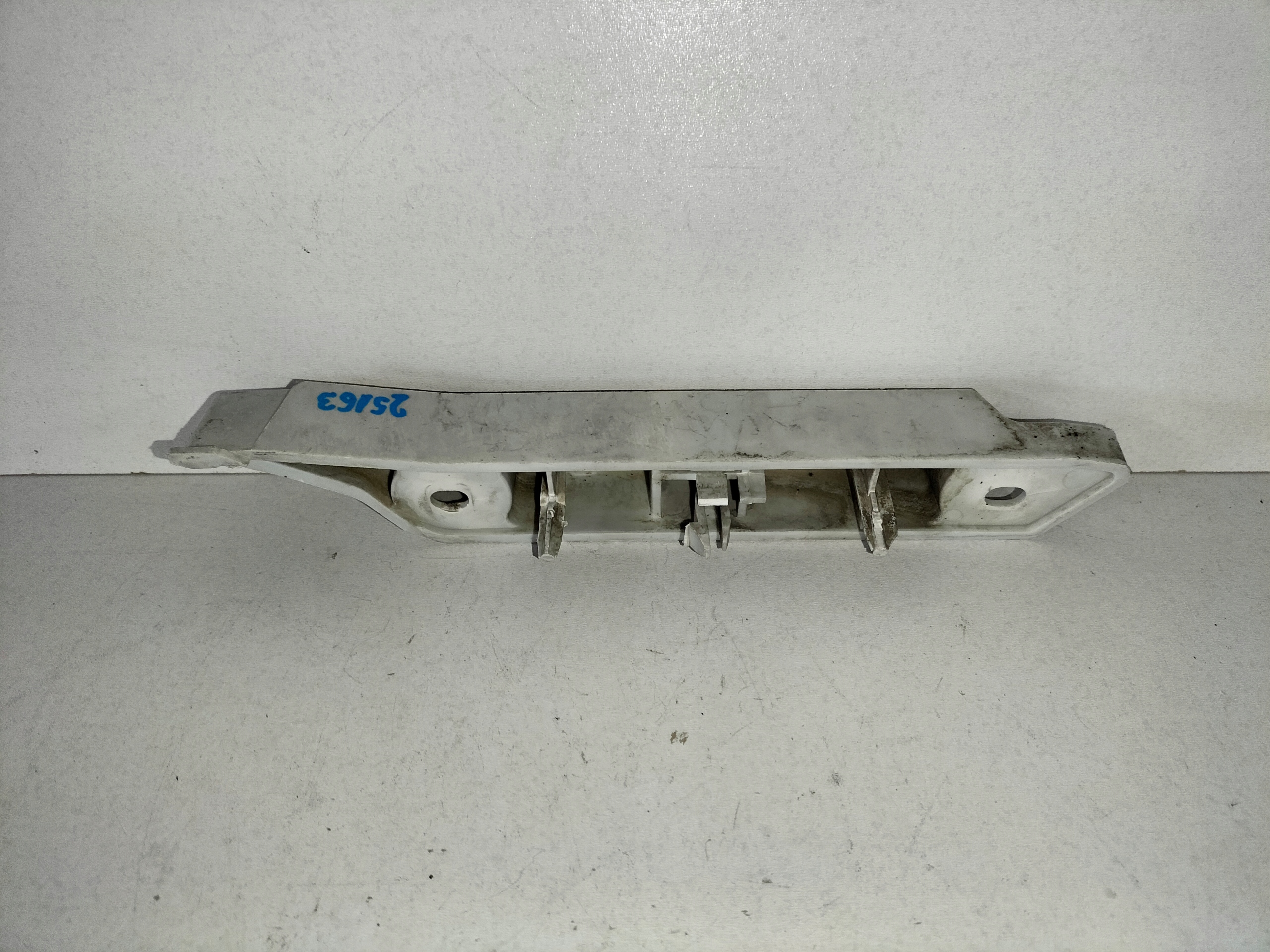 PRAVÝ DRŽIAK NÁRAZNÍKA FORD FOCUS MK2 LIFT 08-