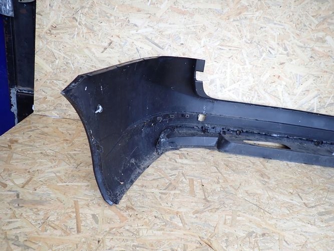 SKODA SUPERB III KOMBI 15- ZADNÝ NÁRAZNÍK