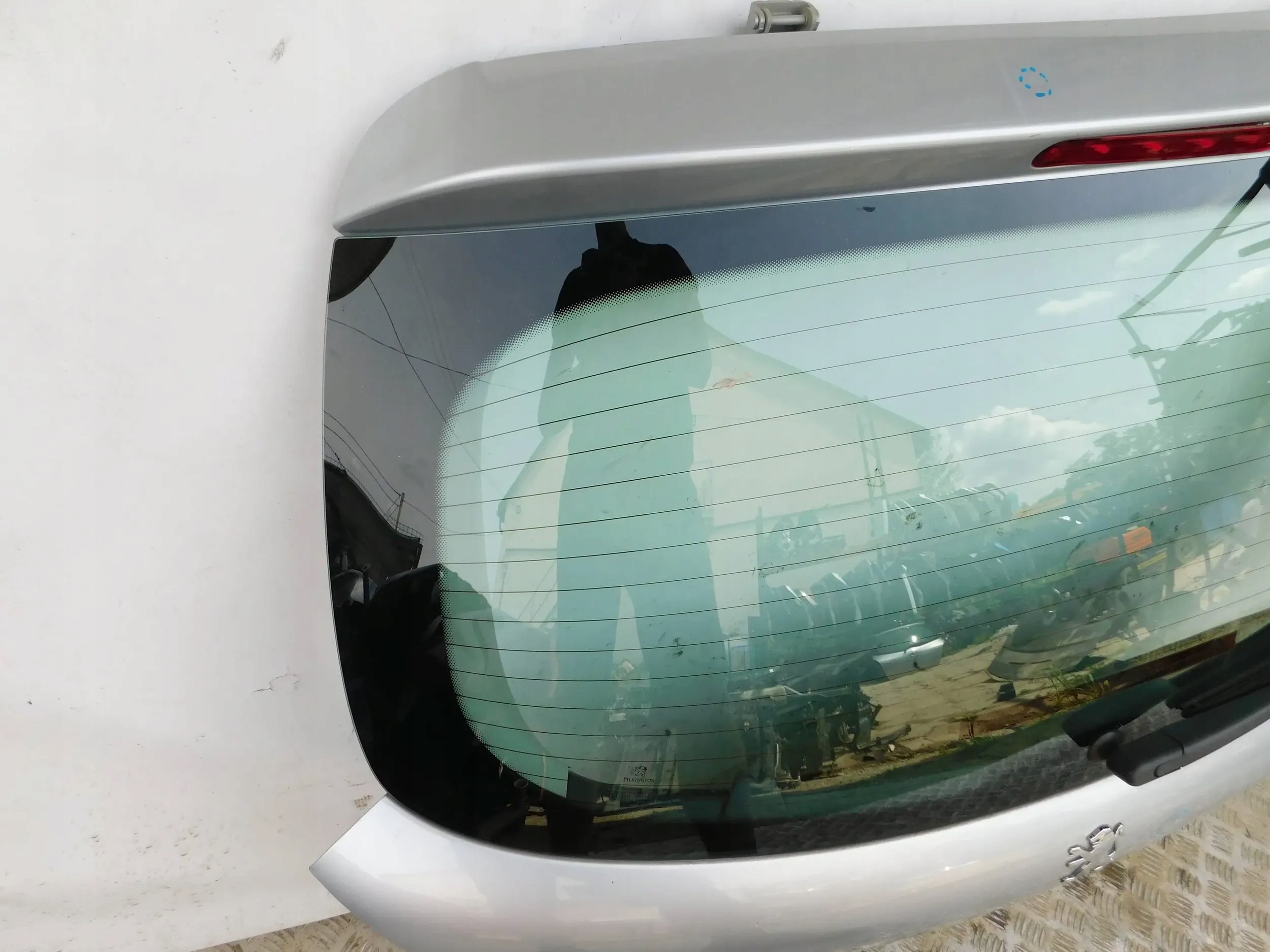 ZADNÁ KAPOTA PEUGEOT 207 HB