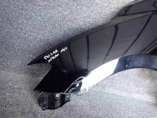 NISSAN PULSAR 14- ĽAVÝ PREDNÝ BLATNÍK