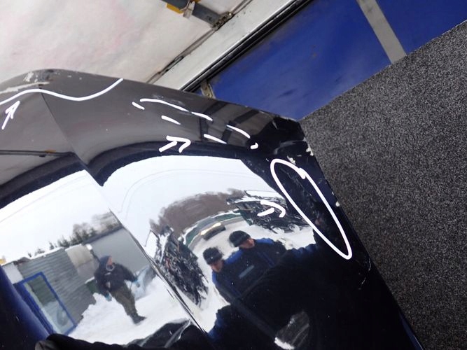 VW AMAROK PREDNÁ KAPOTA