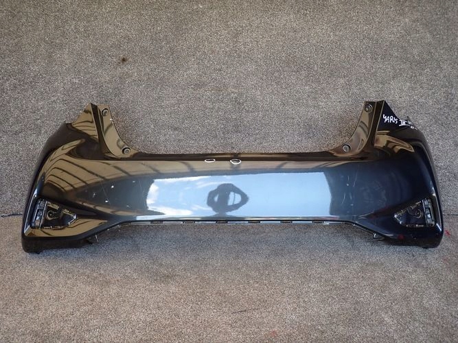 TOYOTA YARIS III LIFT 17- ZADNÝ NÁRAZNÍK