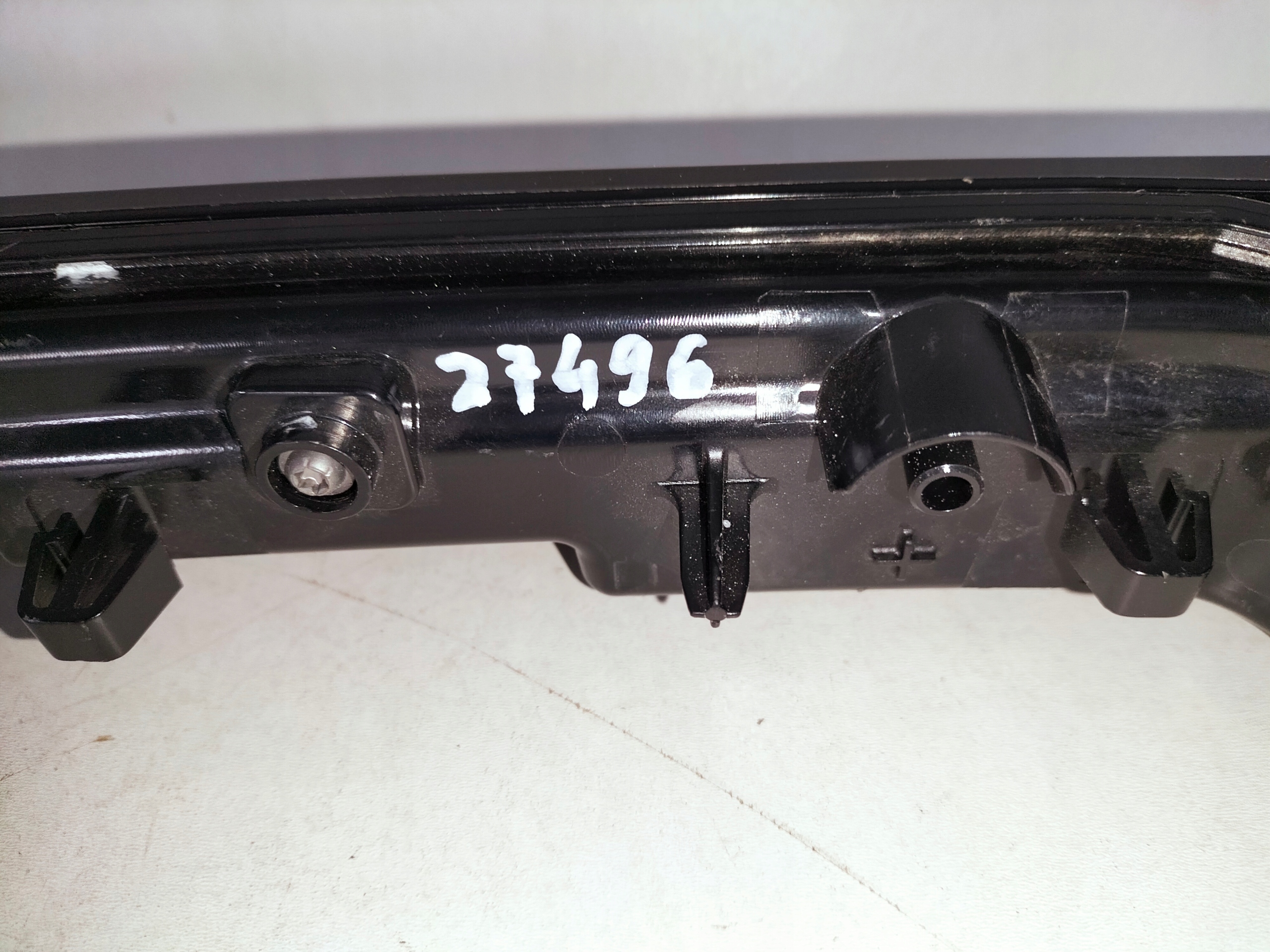 ĽAVÉ PREDNÉ SVETLO LED DRL VW ID4 20-