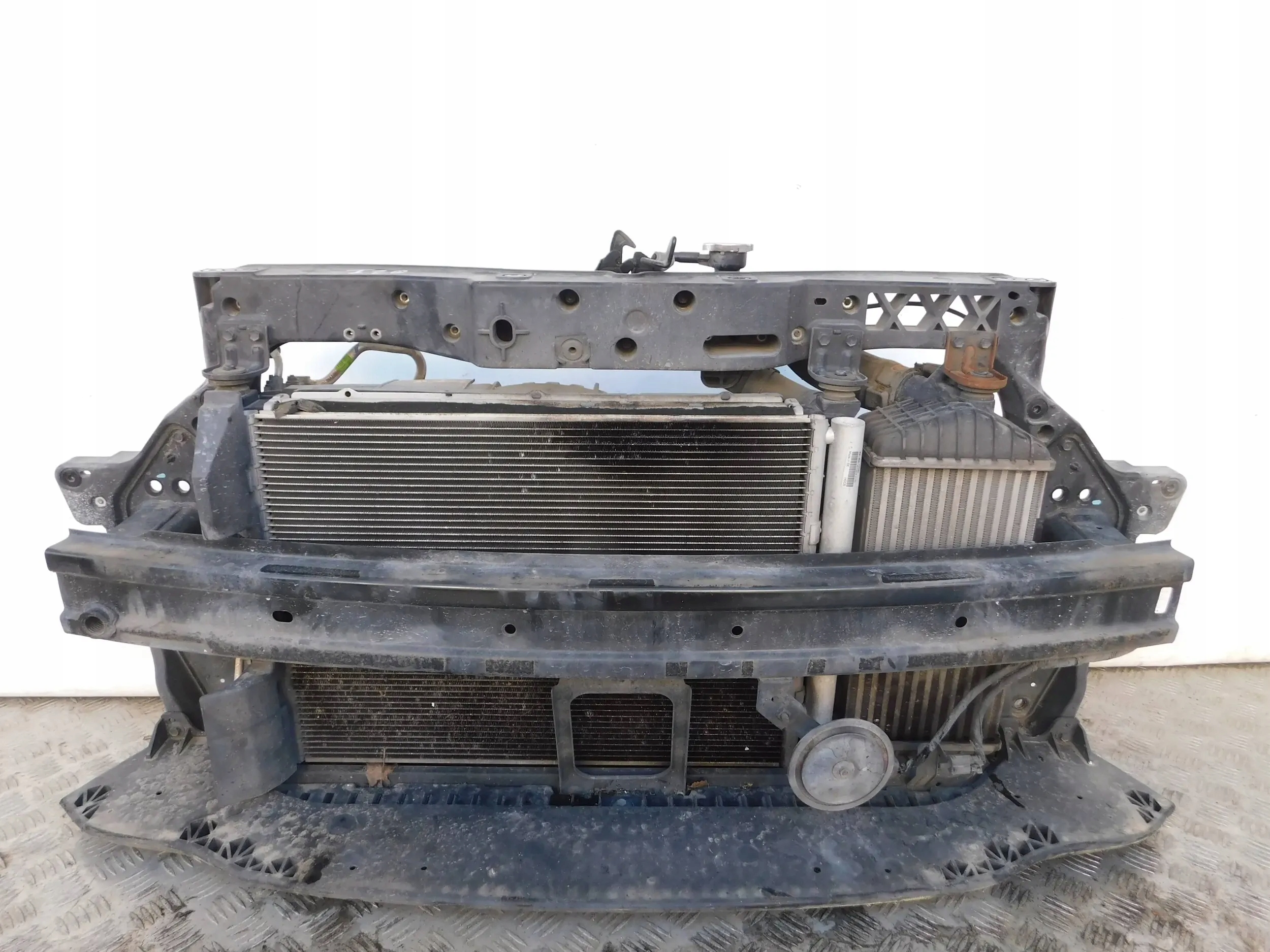PREDNE CELO CHLADICE VÝSTUHA HYUNDAI I20 1.1 CRDI LIFT 12-14