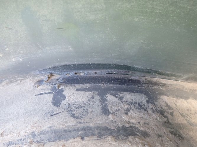 VW AMAROK LIFT 16- LIŠTA ĽAVÉHO ZADNÉHO BLATNÍKA