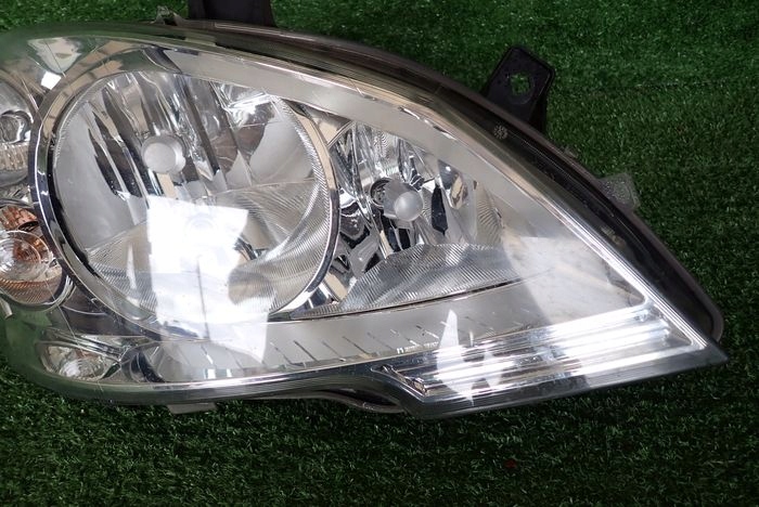 MERCEDES VITO 639 LIFT 10-14 PRAVE PREDNE SVETLO