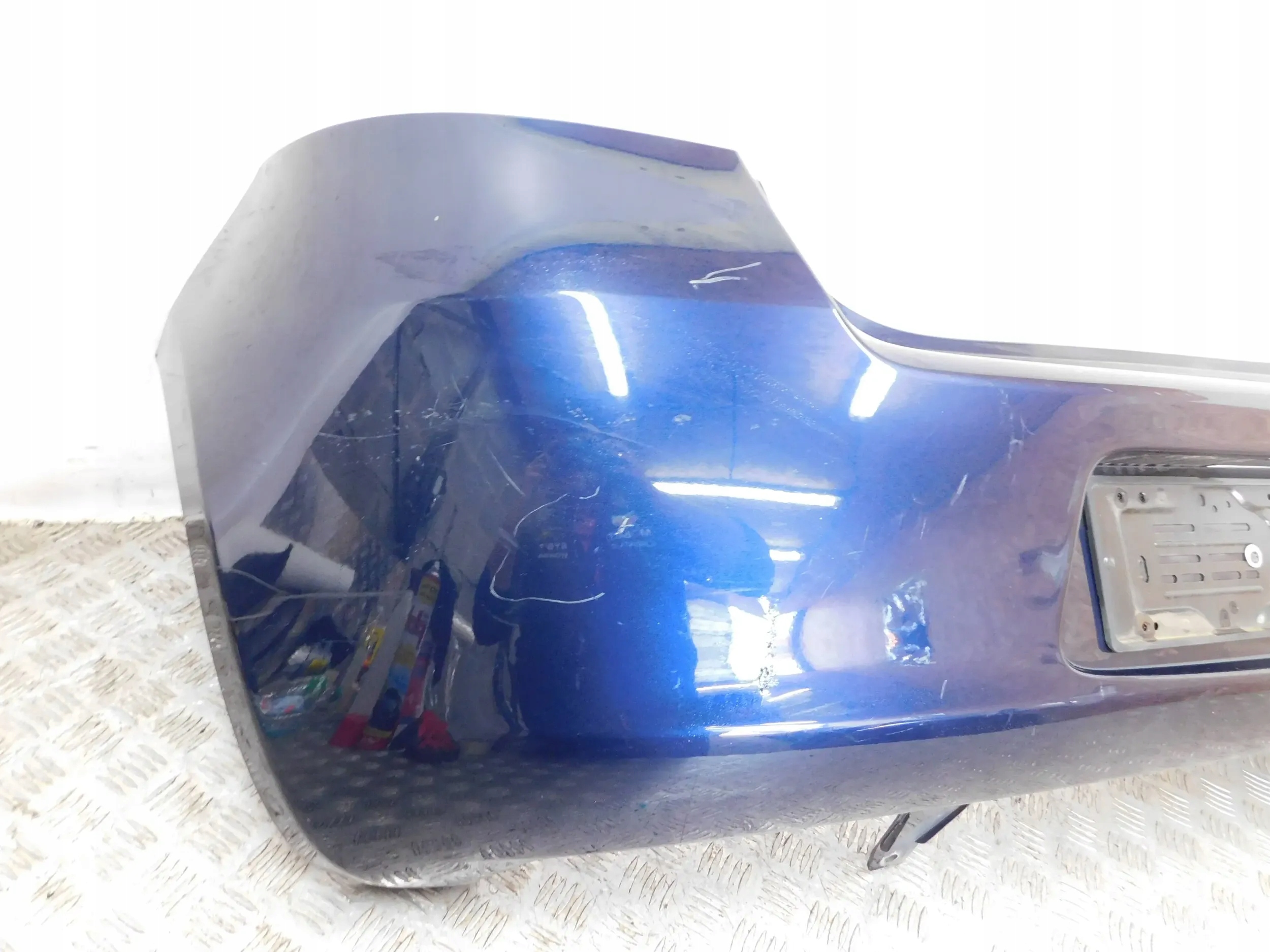 ZADNÝ NÁRAZNÍK TOYOTA YARIS II 2 06-09