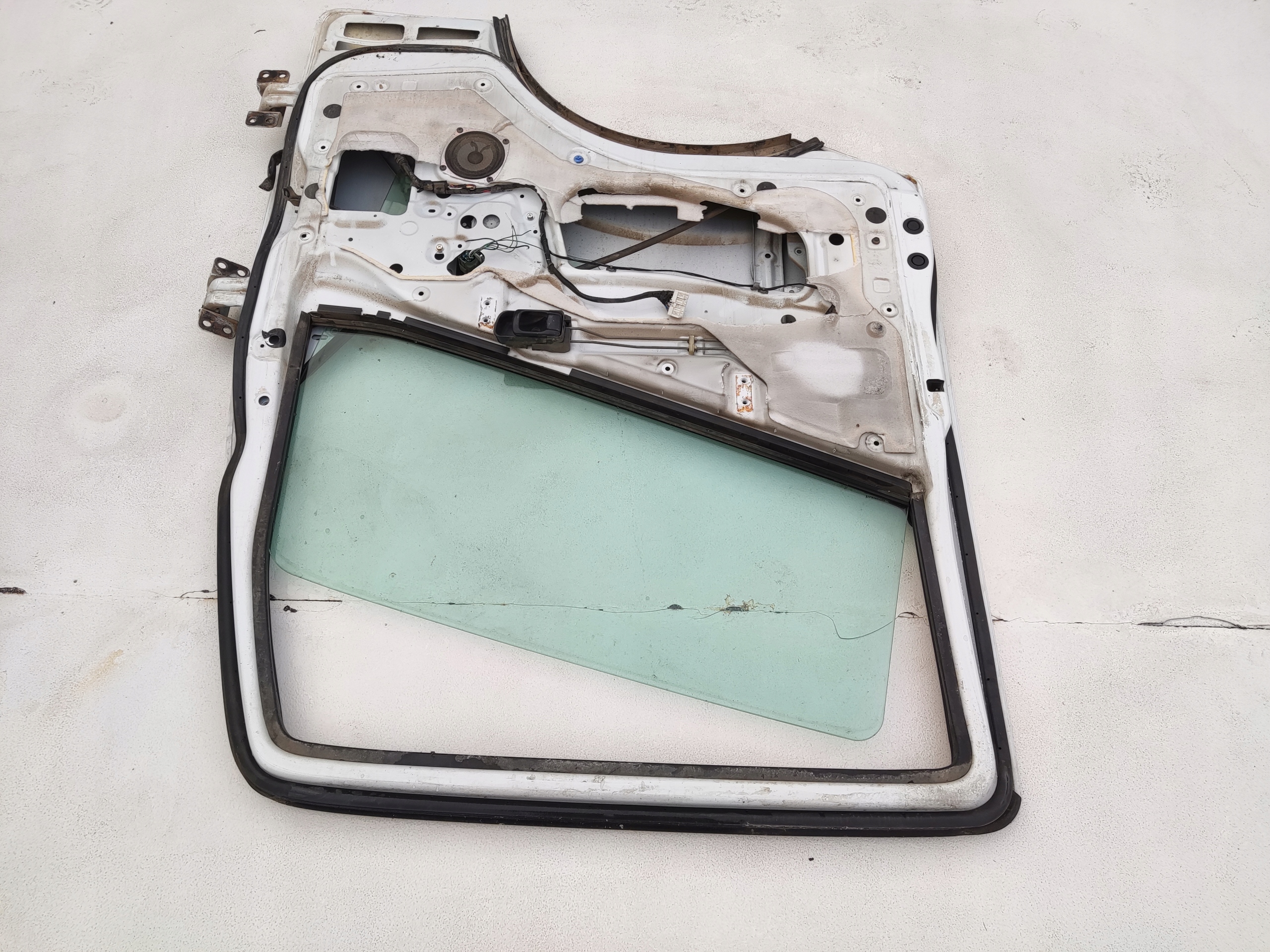 LAVE PREDNE DVERE RENAULT MAXITY NISSAN CABSTAR 2007-2014