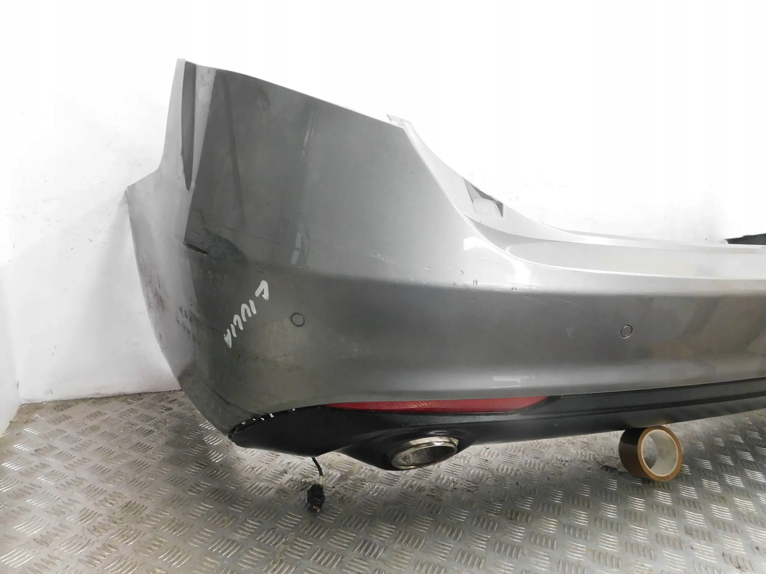 ZADNÝ NÁRAZNÍK ALFA ROMEO GIULIA 4XPDC