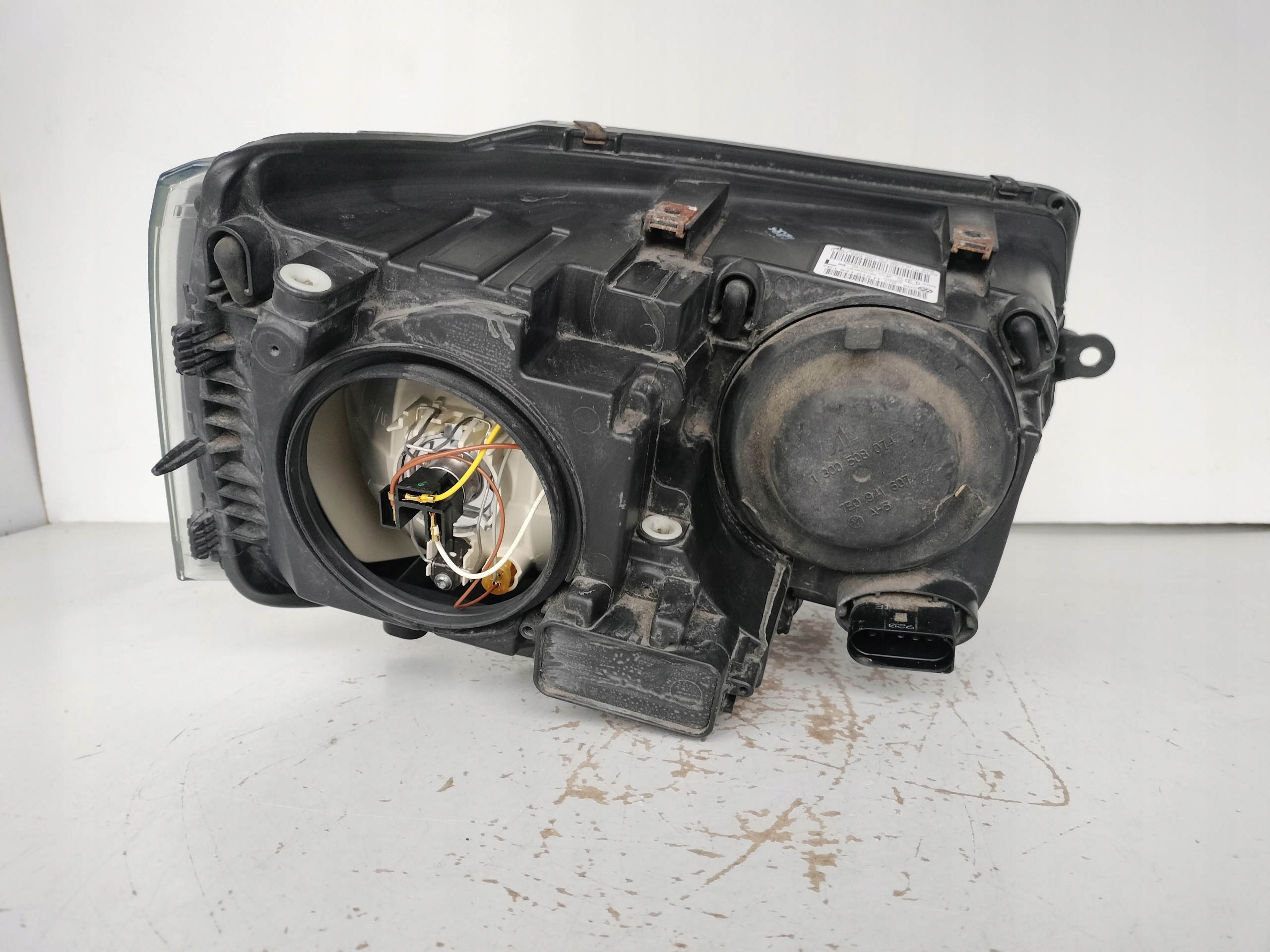 LAVE PREDNE SVETLO VW T5 7E 7E0 09-15 LIFT