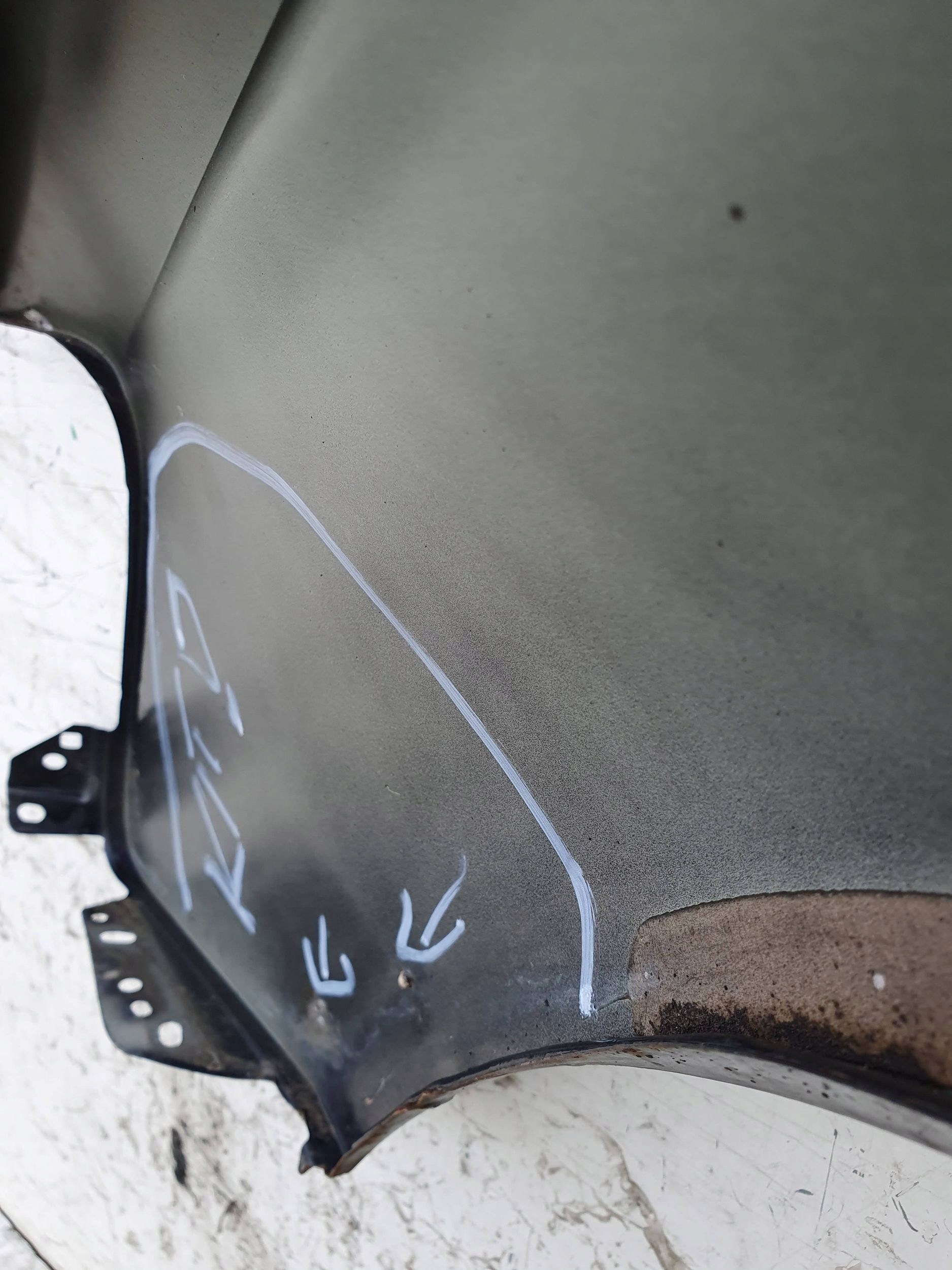 Audi A4 S4 B8 8K LIFT PRAVY PREDNY BLATNIK
