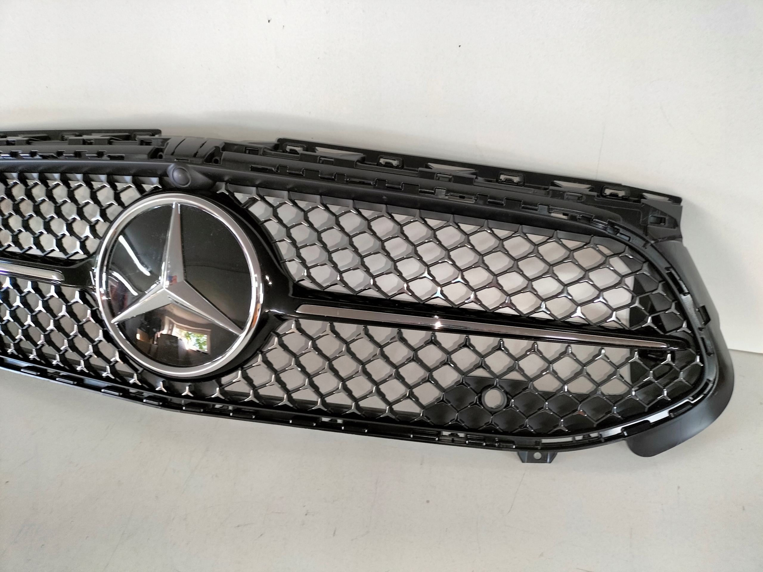 MRIEZKA LISTA MERCEDES A KLASA W177 LIFT 22-
