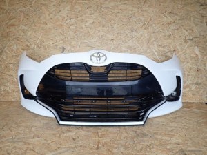 TOYOTA YARIS IV PREDNÝ NÁRAZNÍK TOYOTA YARIS IV PREDNÝ NÁRAZNÍK