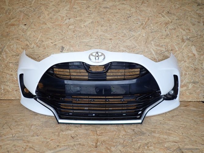 TOYOTA YARIS IV PREDNÝ NÁRAZNÍK