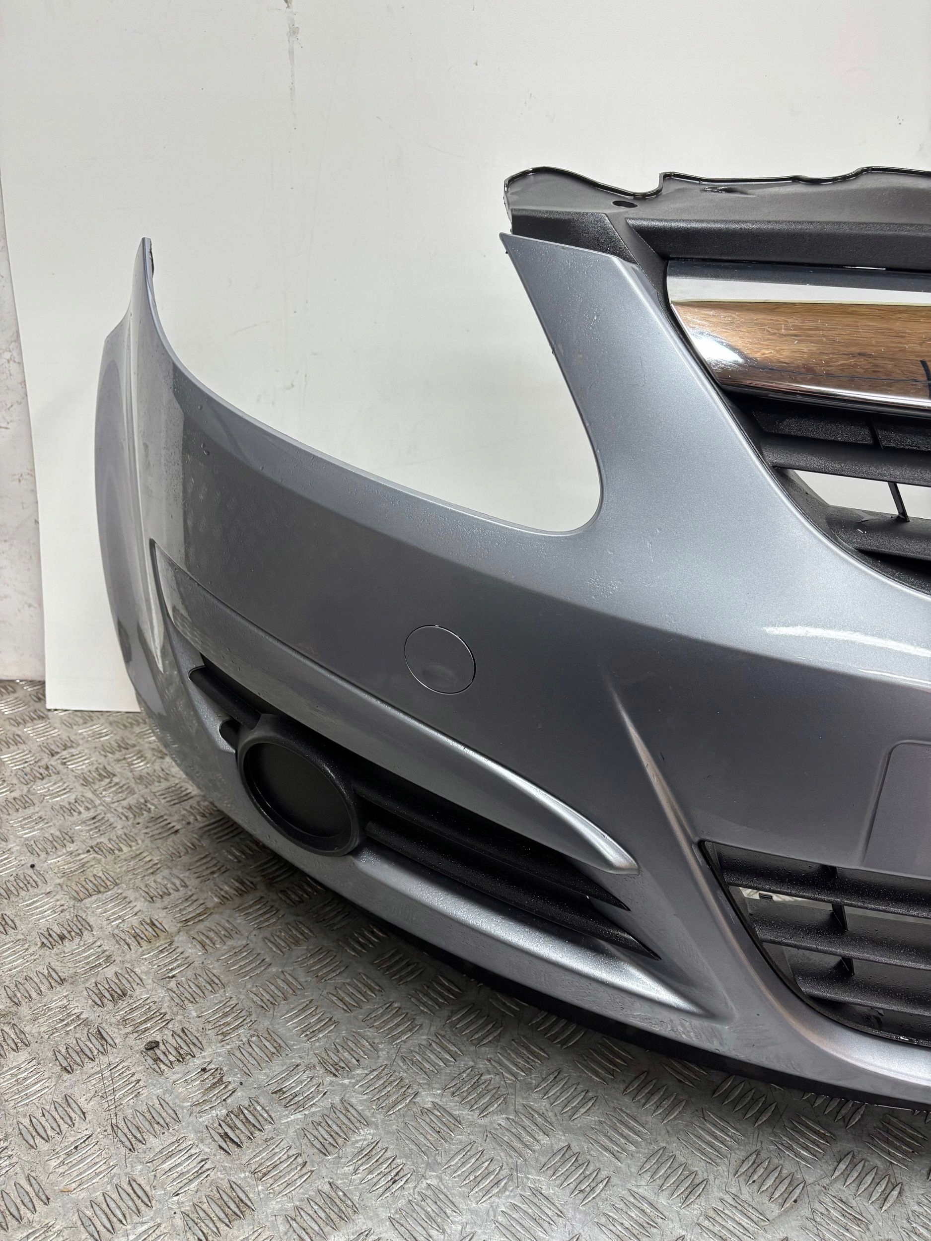 PREDNÝ NÁRAZNÍK OPEL CORSA D