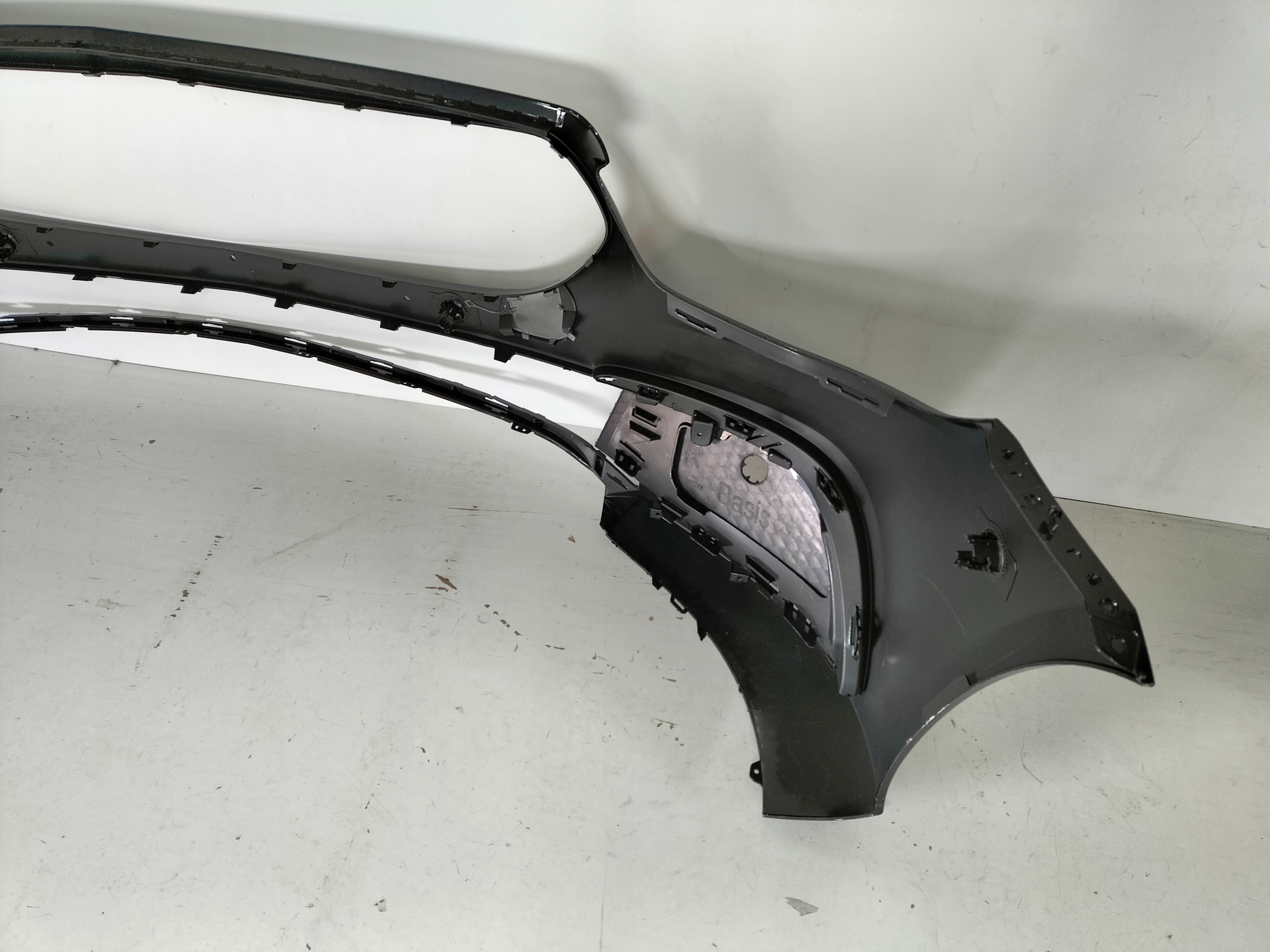 PREDNÝ NÁRAZNÍK MERCEDES E KLASA W213 LIFT 20-