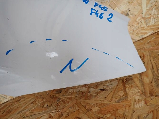 BMW F45 F46 2 PRAVY PREDNY BLATNIK