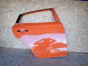 SUBARU XV 11- PRAVE ZADNE DVERE SUBARU XV 11- PRAVE ZADNE DVERE