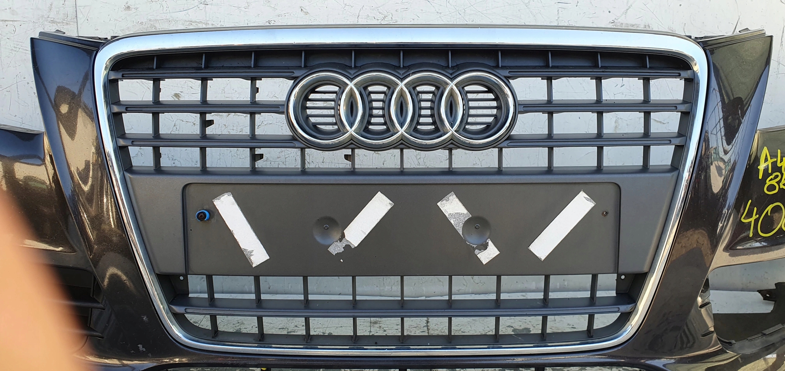 AUDI A4 B8 S-LINE S-LINE XENON PREDNÝ NÁRAZNÍK