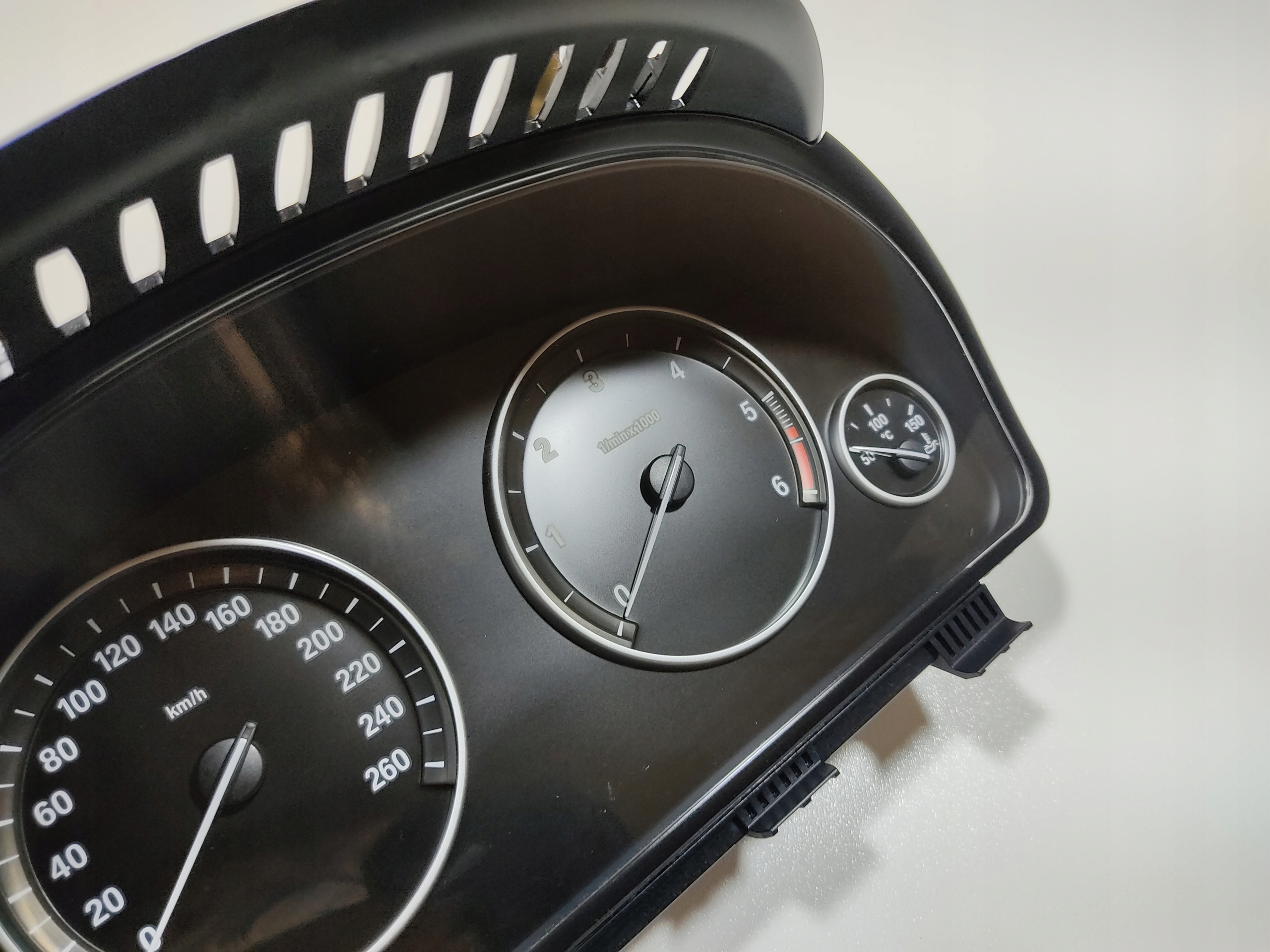 TACHOMETER BUDIKY BMW X3 F25 3.0 D 9285194 2010-2017 EUROPA