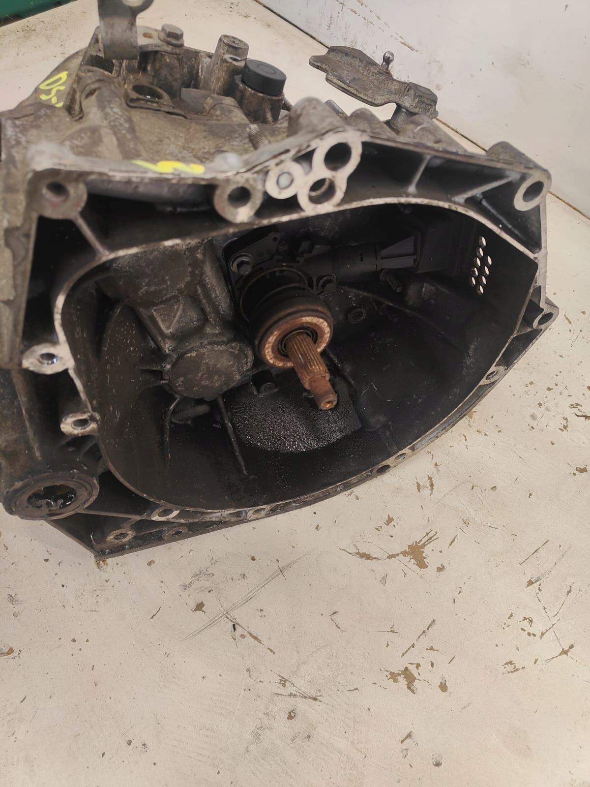 Citroen ds4 1.6 ehdi diesel 9686219510 PREVODOVKA MANUALNA
