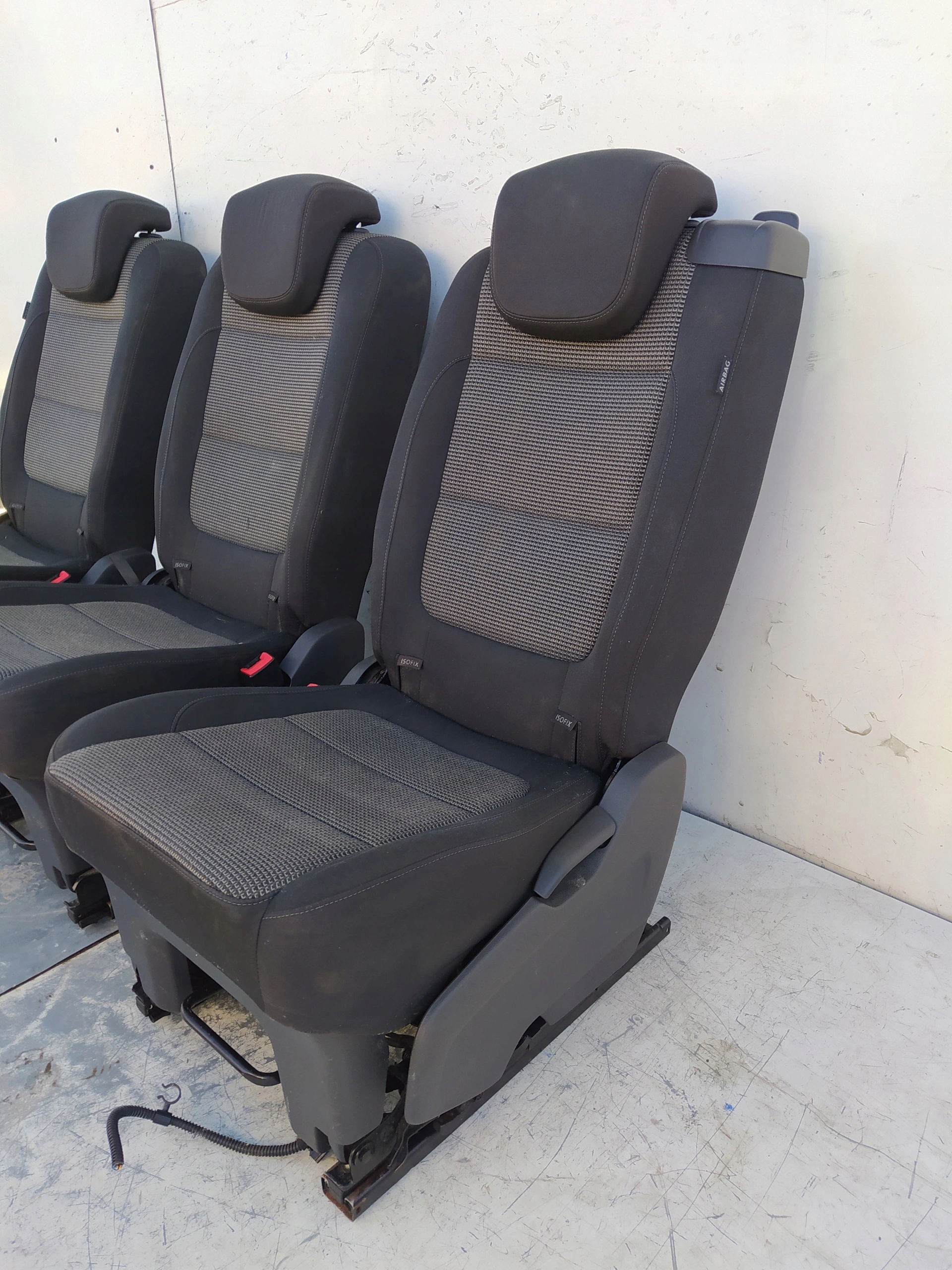 VW SHARAN 011- SEDACKY 2 II RAD