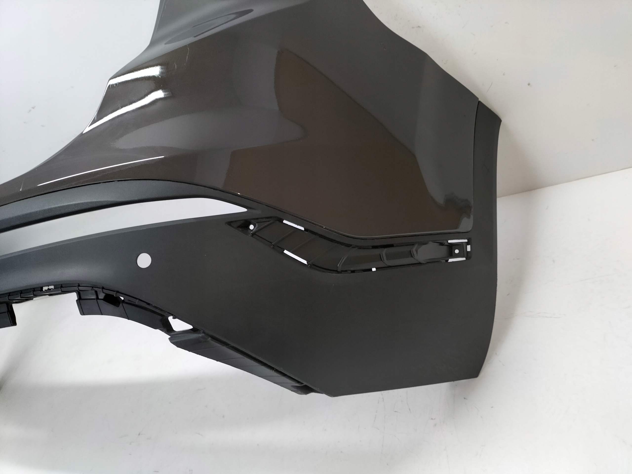 ZADNÝ NÁRAZNÍK HYUNDAI SANTA FE IV LIFT 21-