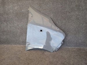 TRAFIC III VIVARO III 14- PRAVY PREDNY BLATNIK TRAFIC III VIVARO III 14- PRAVY PREDNY BLATNIK